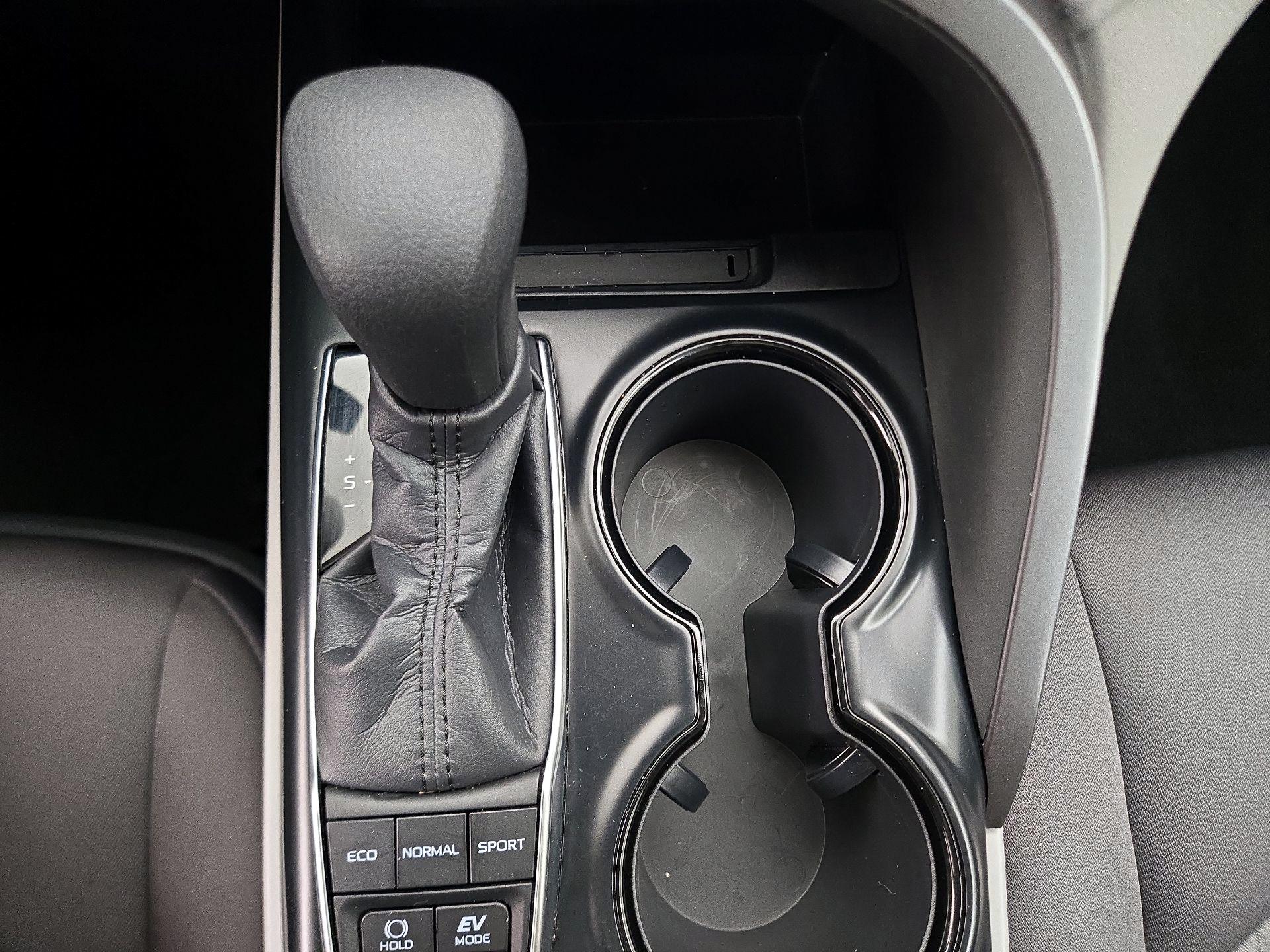 Thumbnail: 2019 Toyota Camry - 17