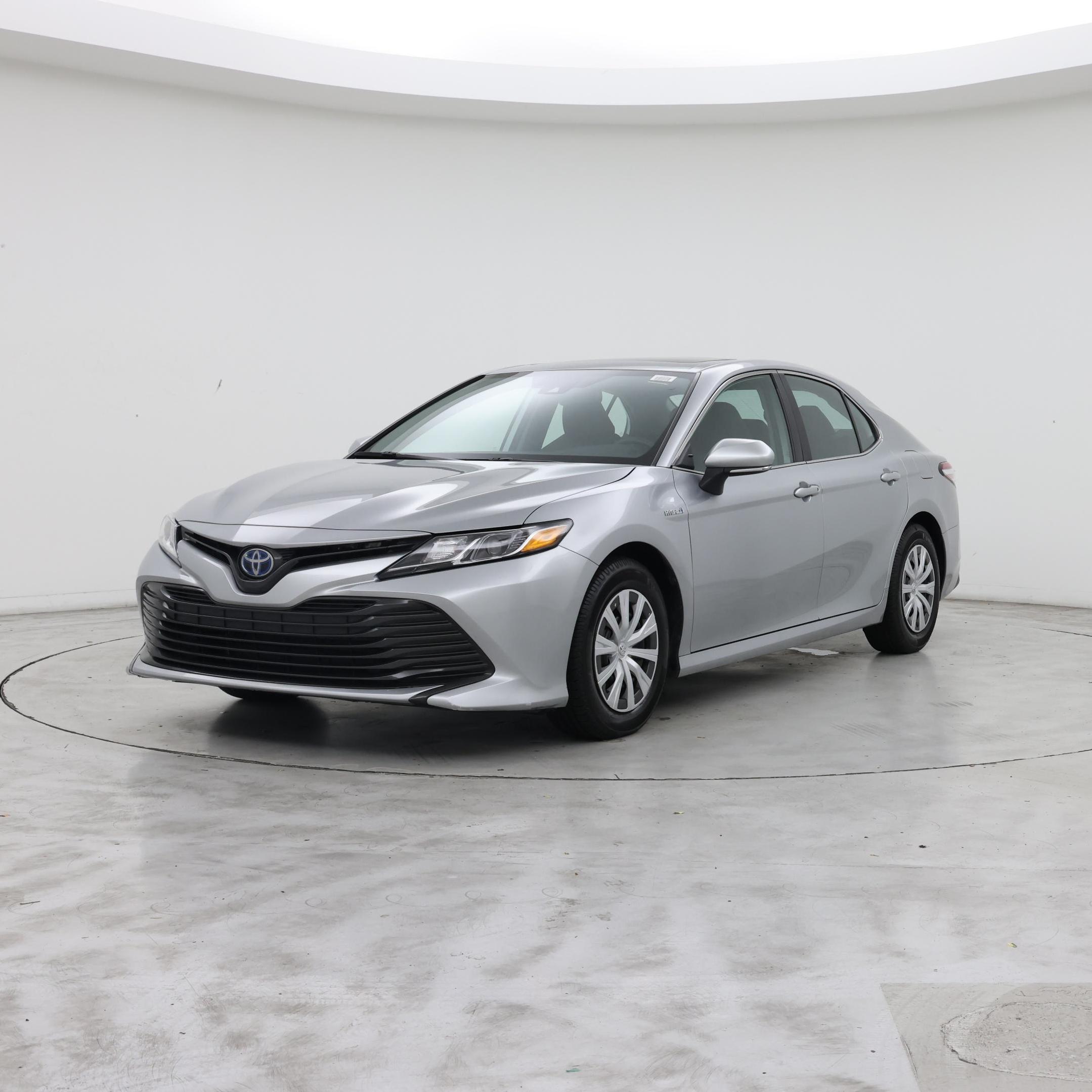Thumbnail: 2019 Toyota Camry - 4