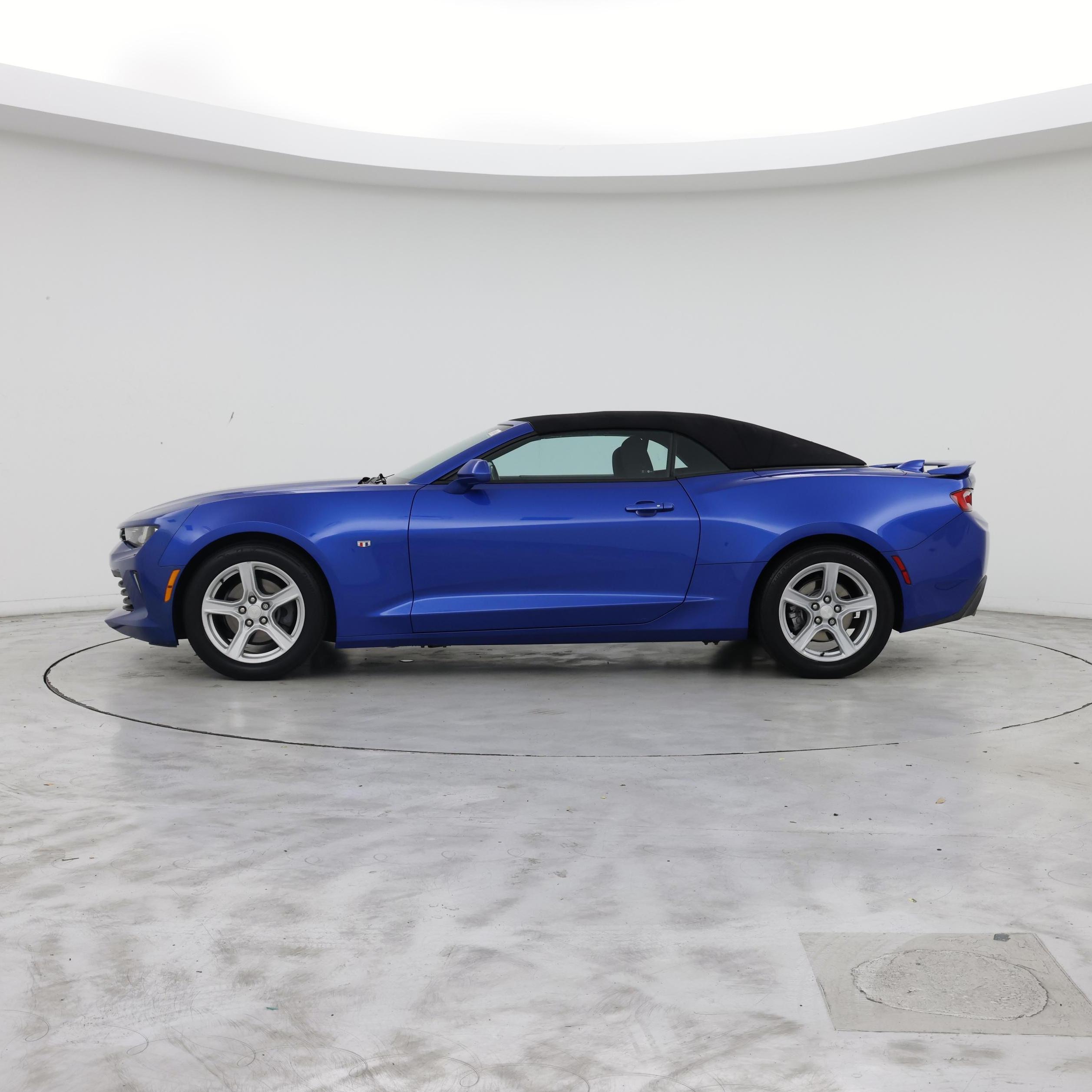 Thumbnail: 2017 Chevrolet Camaro - 3