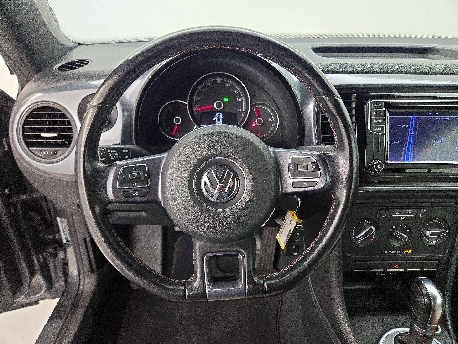 Thumbnail: 2017 Volkswagen Beetle - 10