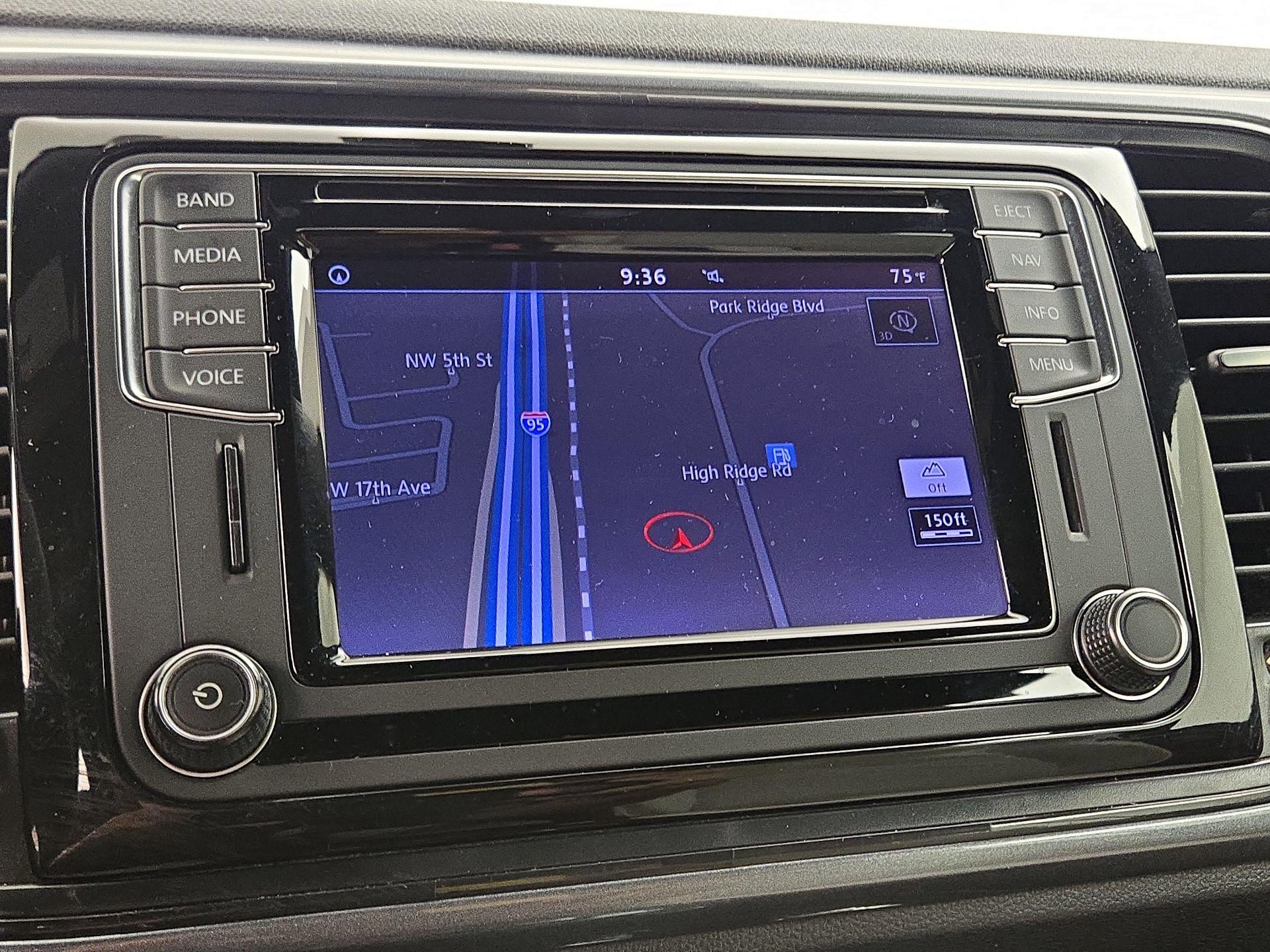 Thumbnail: 2017 Volkswagen Beetle - 14