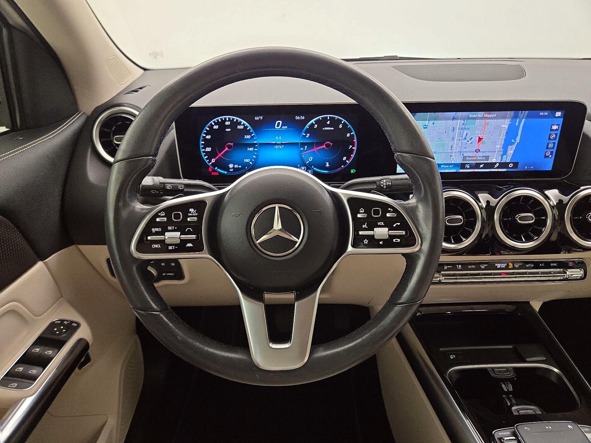 Thumbnail: 2021 Mercedes-Benz GLA - 10