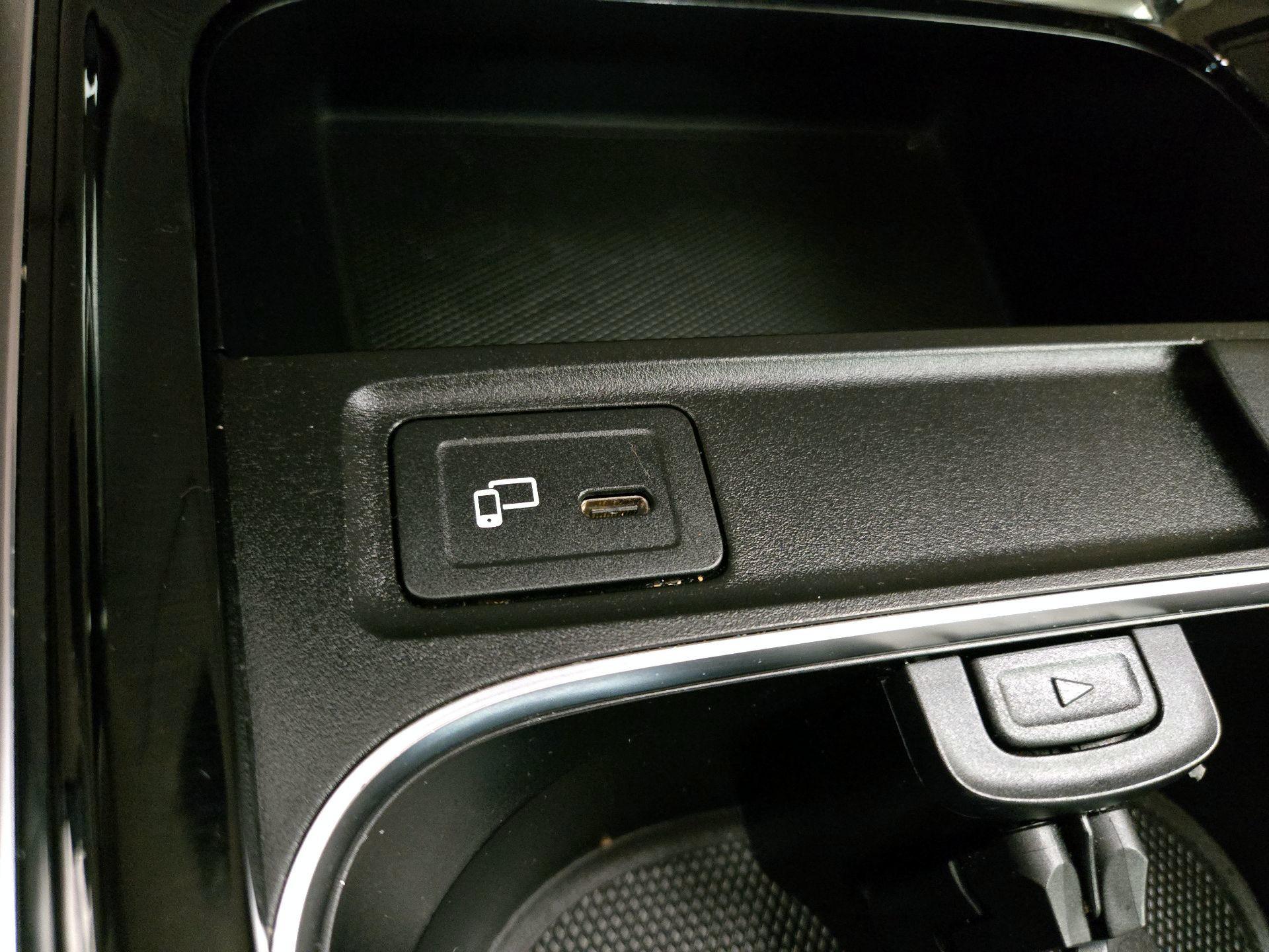 Thumbnail: 2021 Mercedes-Benz GLA - 19