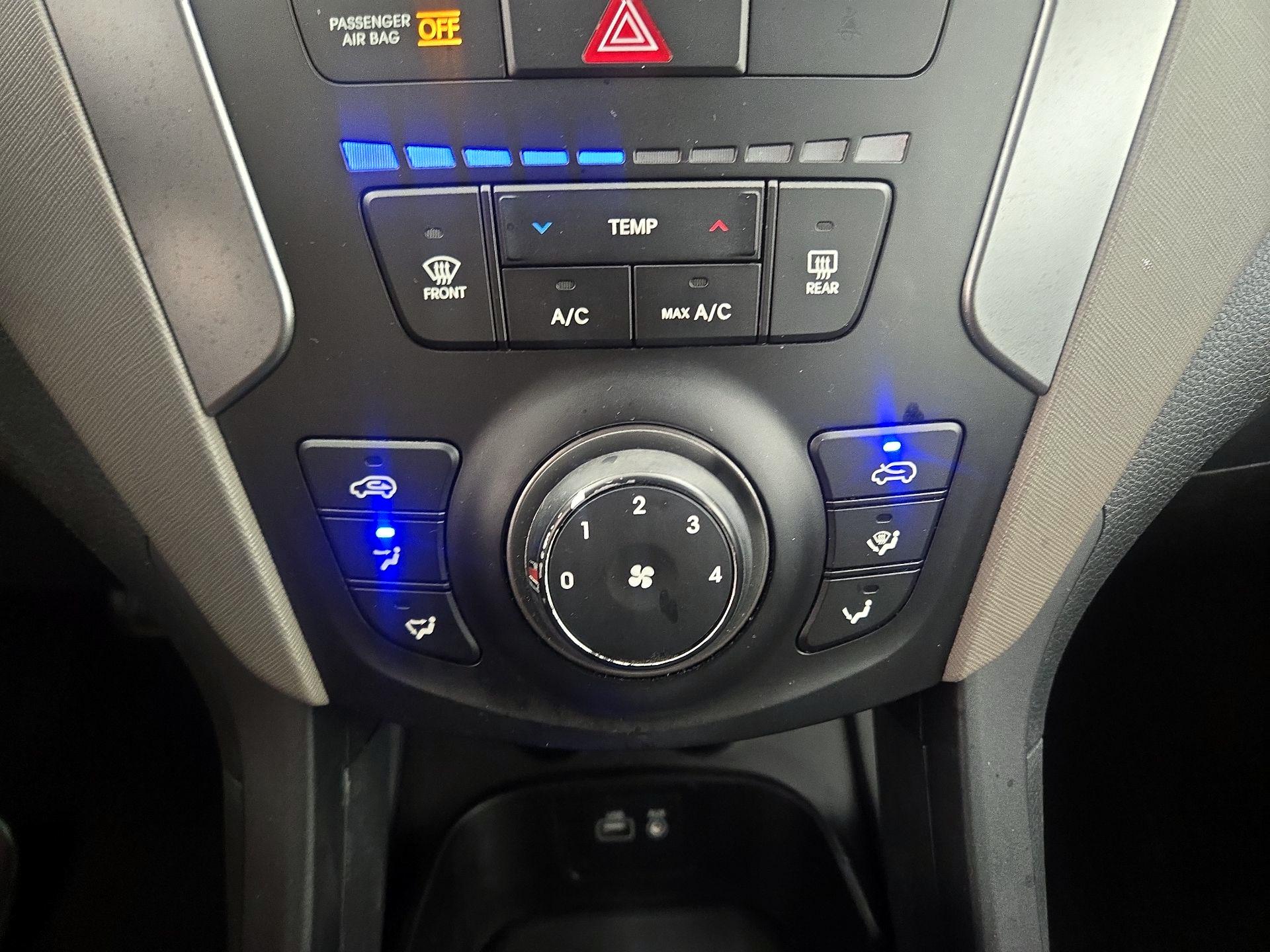 Thumbnail: 2017 Hyundai Santa Fe - 16