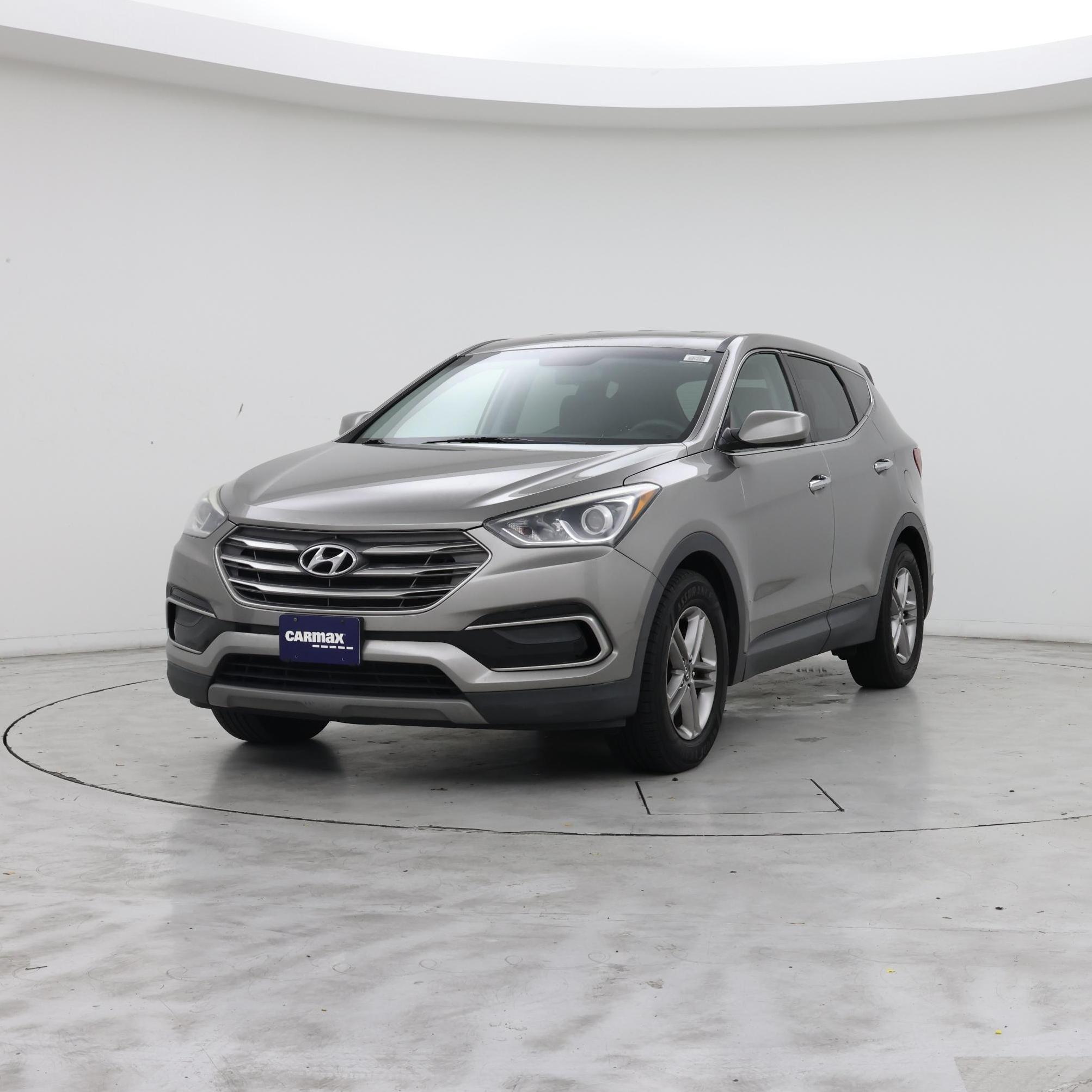 Thumbnail: 2017 Hyundai Santa Fe - 4