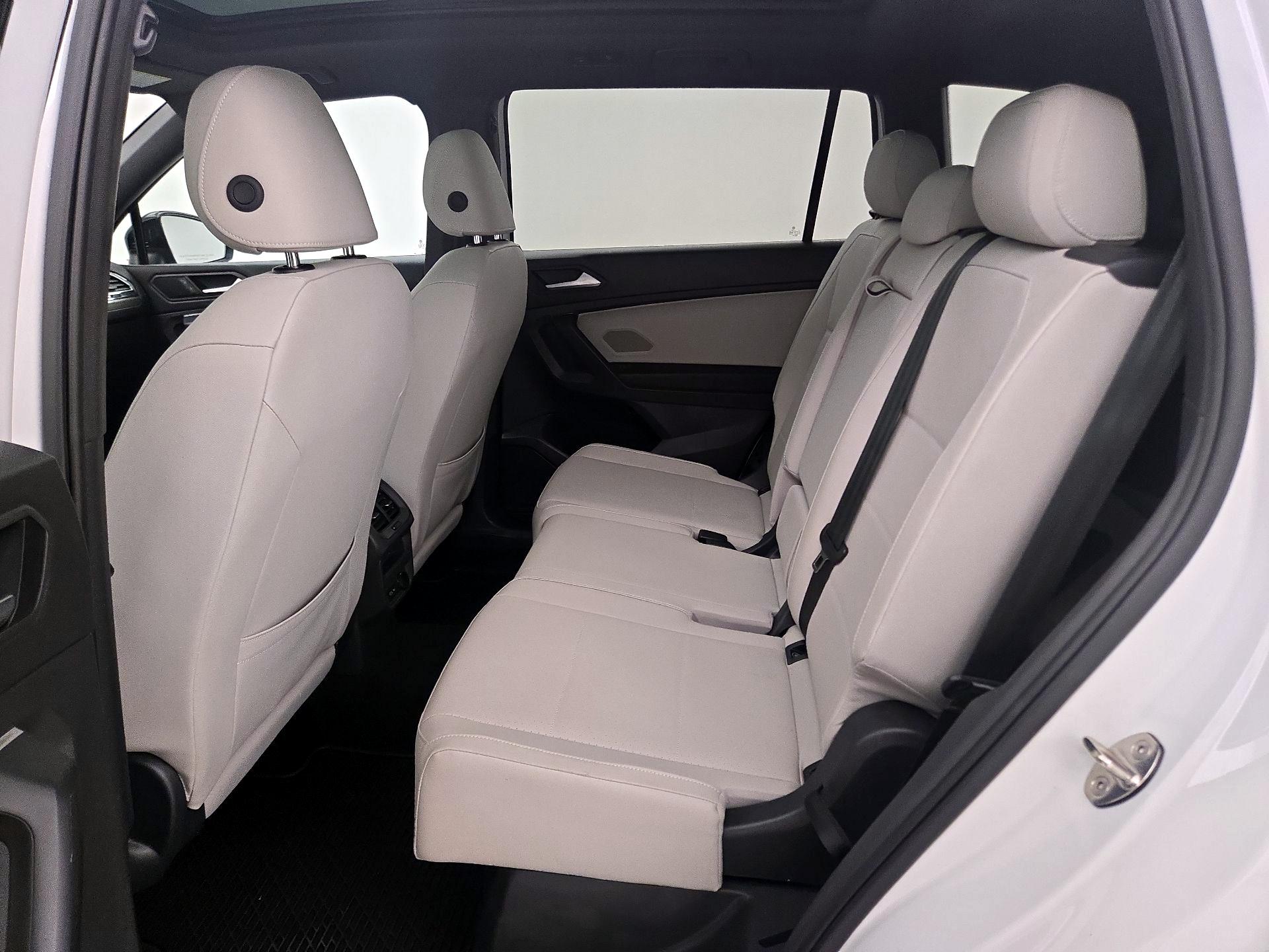 Thumbnail: 2021 Volkswagen Tiguan - 20