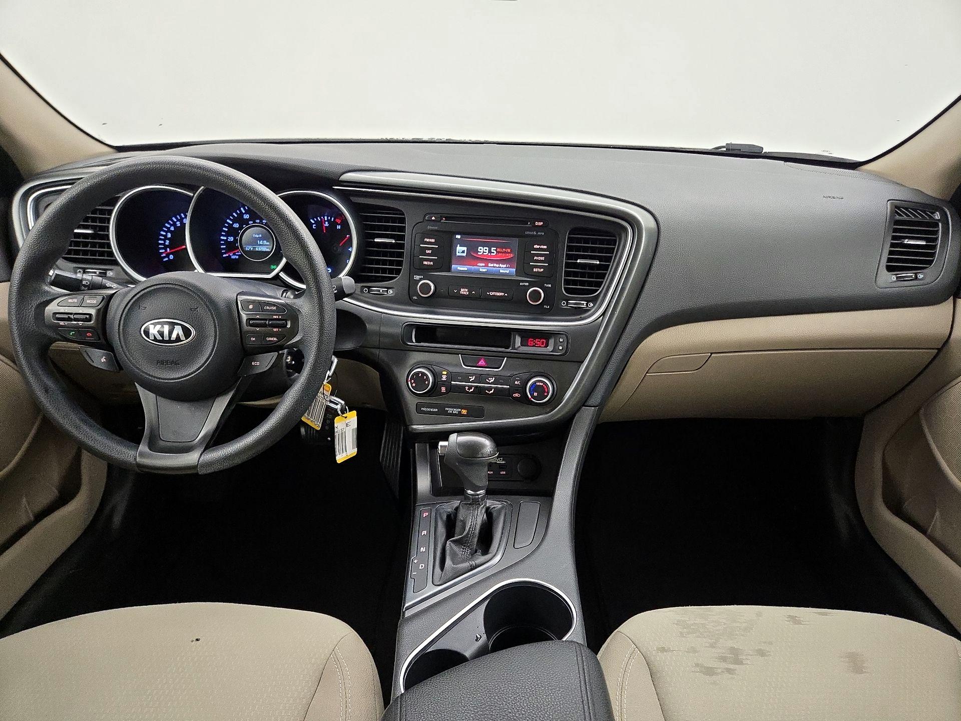 Thumbnail: 2015 Kia Optima - 9