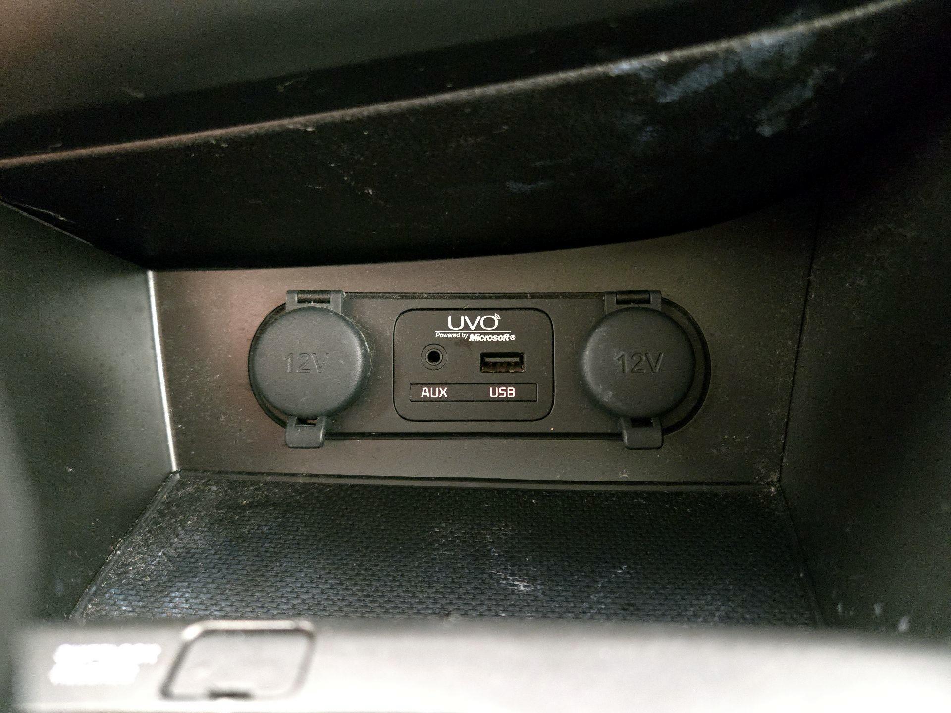 Thumbnail: 2015 Kia Optima - 18