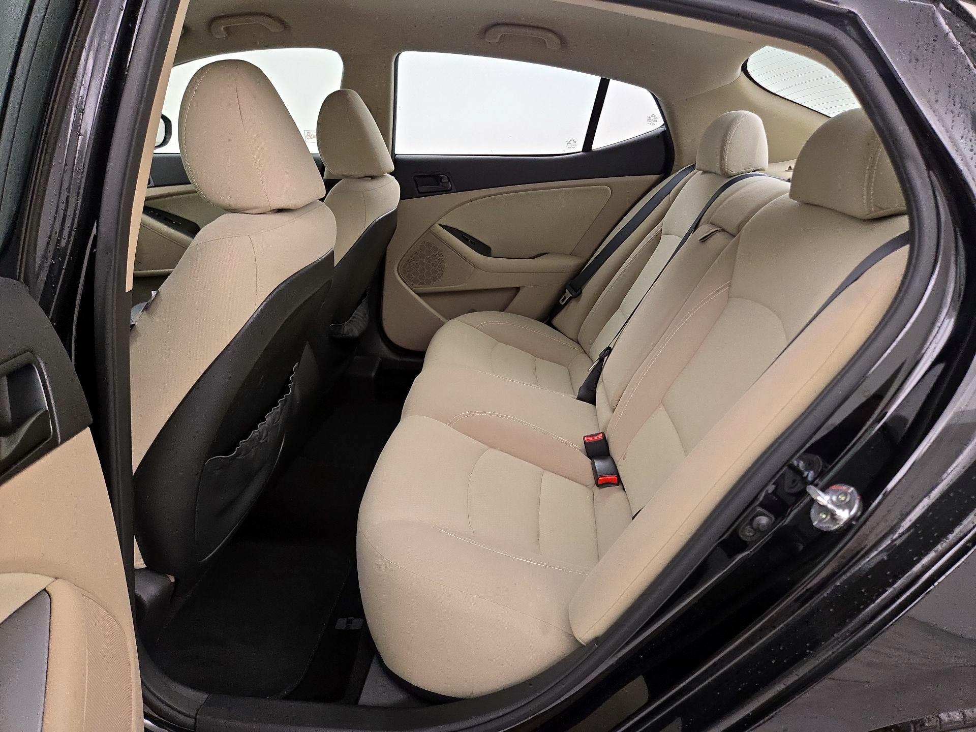 Thumbnail: 2015 Kia Optima - 19