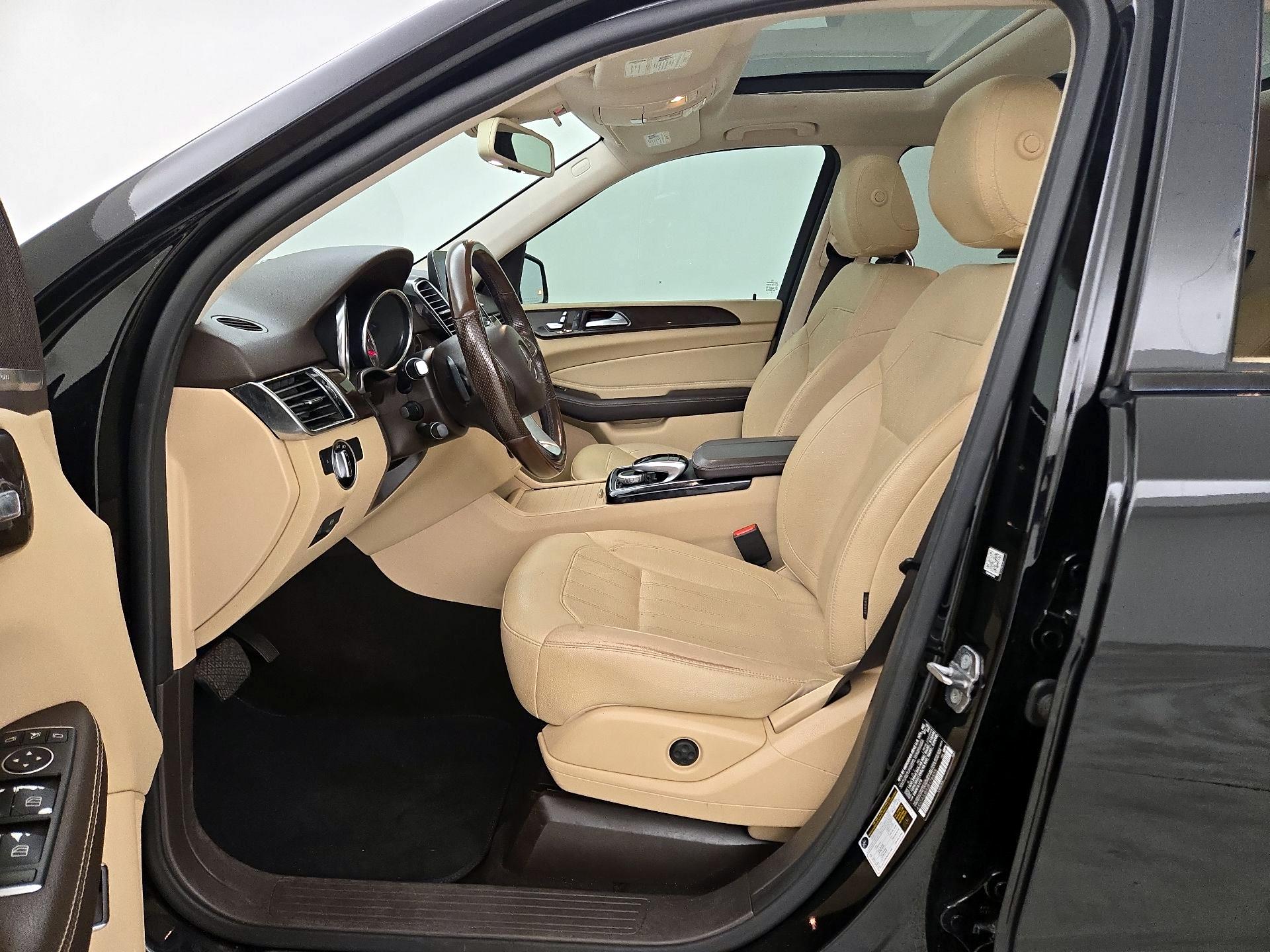 Thumbnail: 2018 Mercedes-Benz GLE - 11