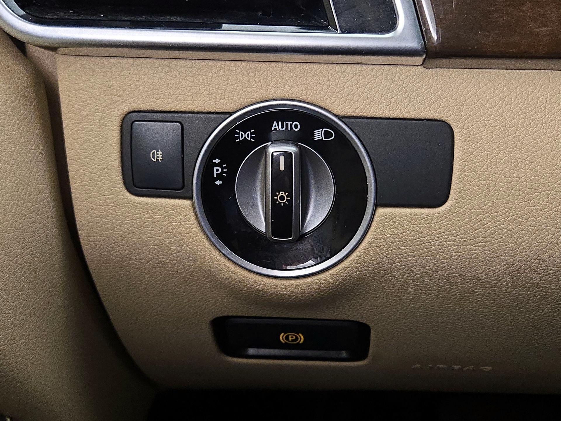 Thumbnail: 2018 Mercedes-Benz GLE - 13