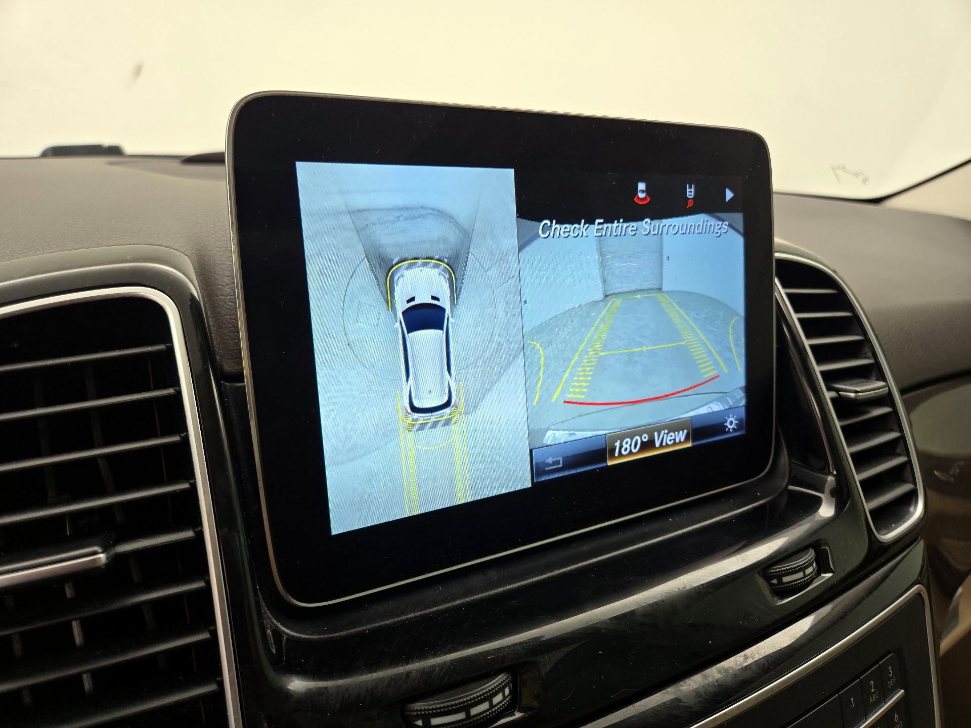 Thumbnail: 2018 Mercedes-Benz GLE - 15