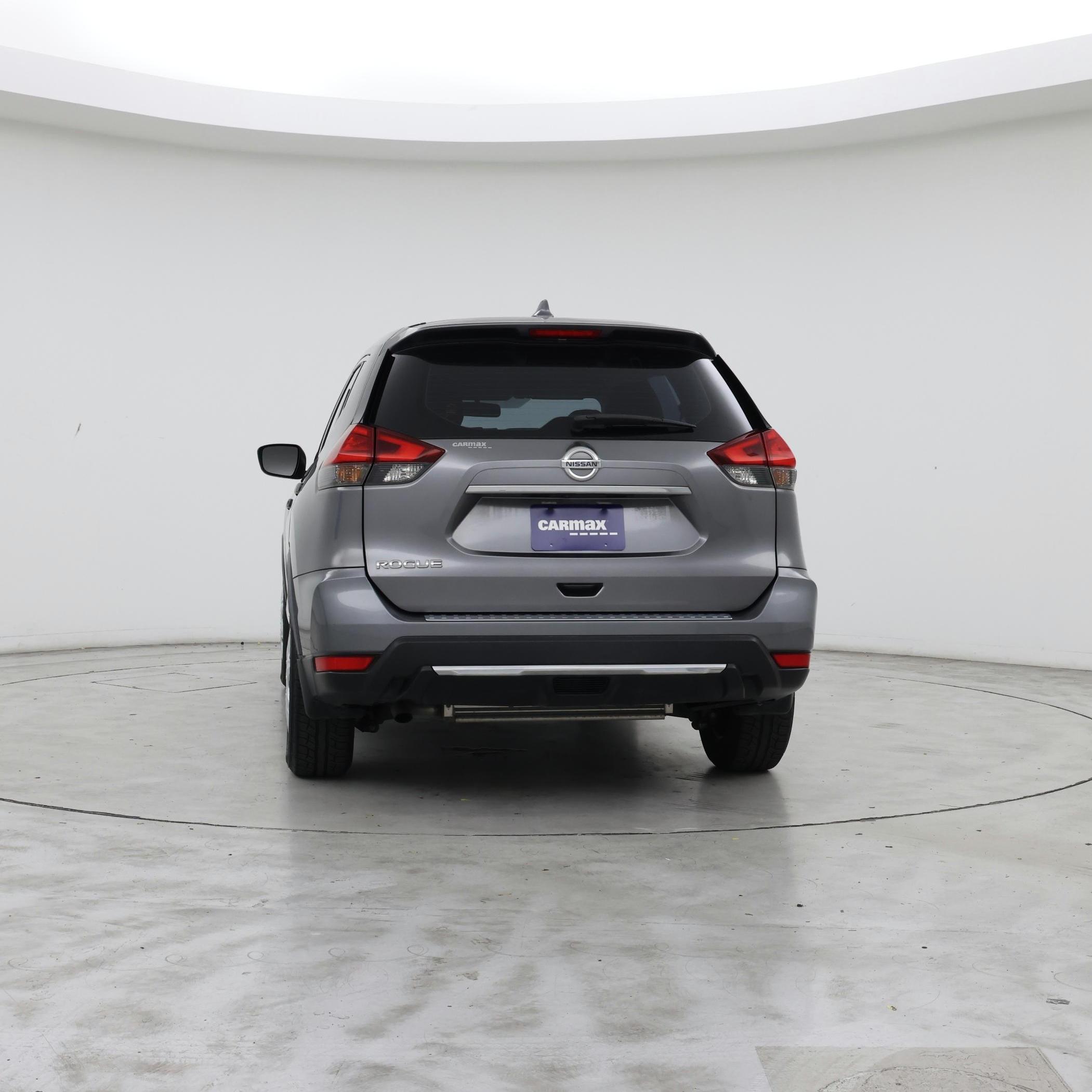 Thumbnail: 2017 Nissan Rogue - 6