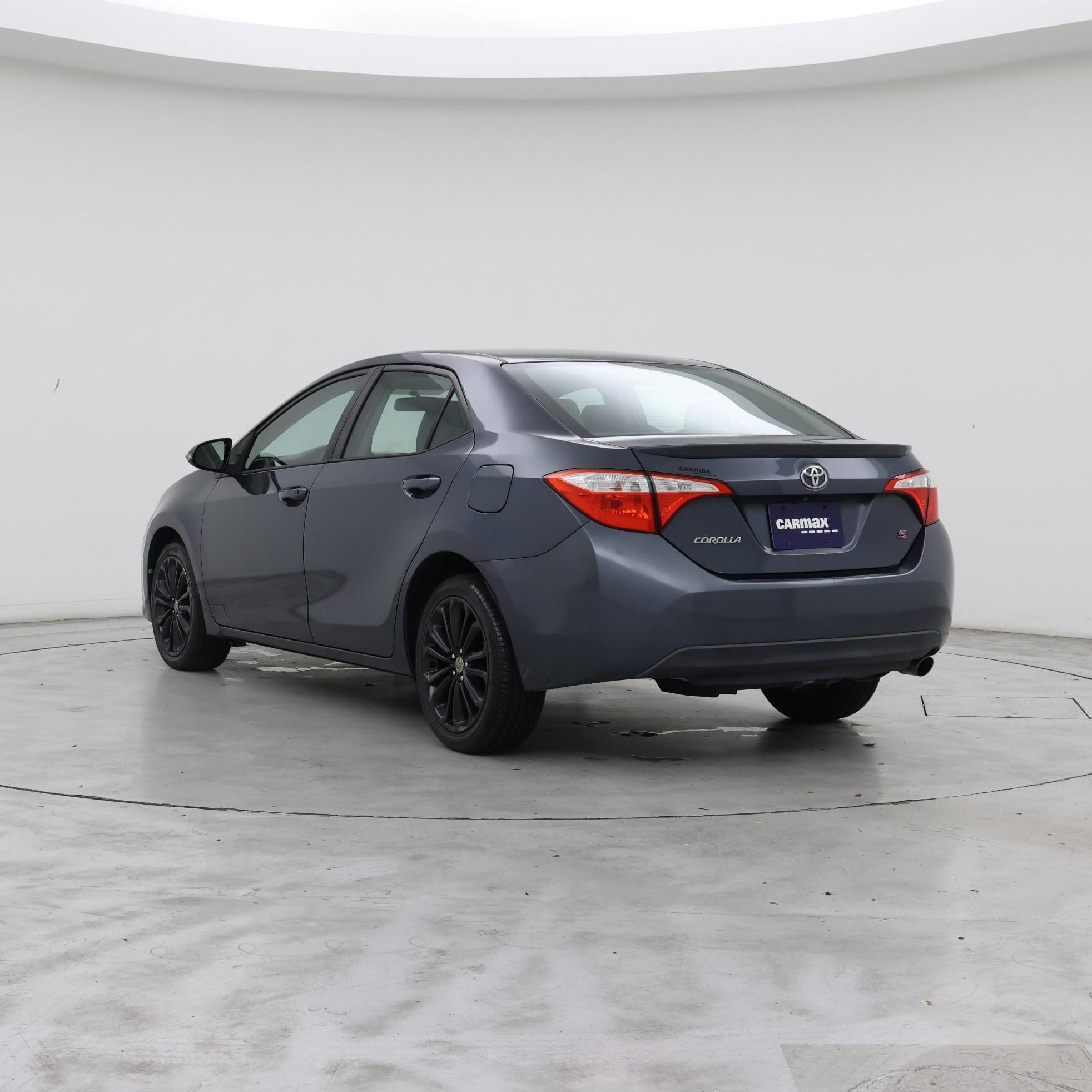 Thumbnail: 2015 Toyota Corolla - 2