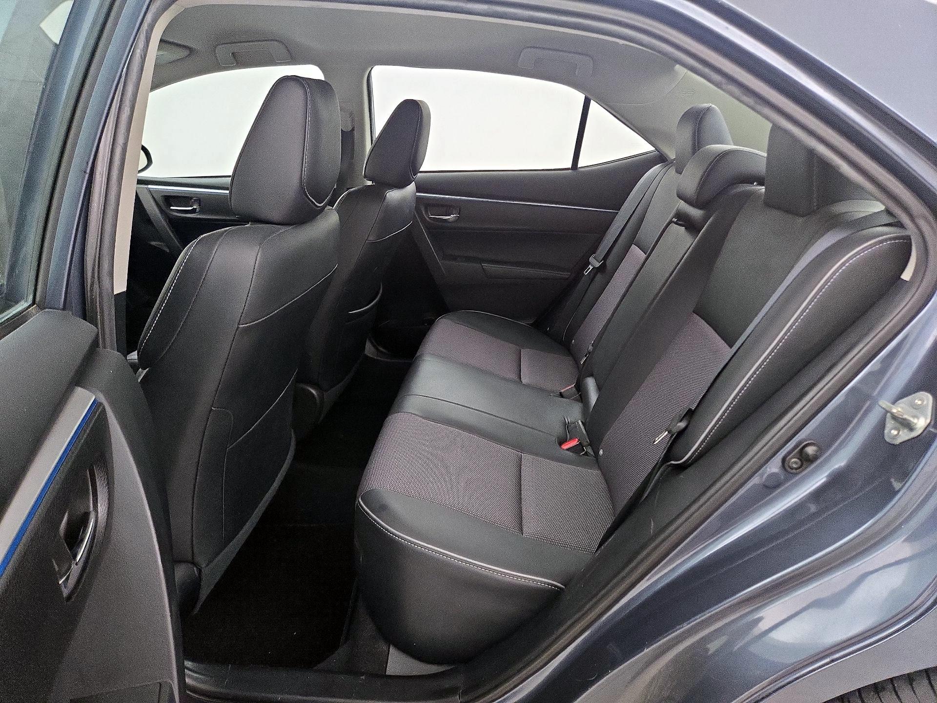 Thumbnail: 2015 Toyota Corolla - 19