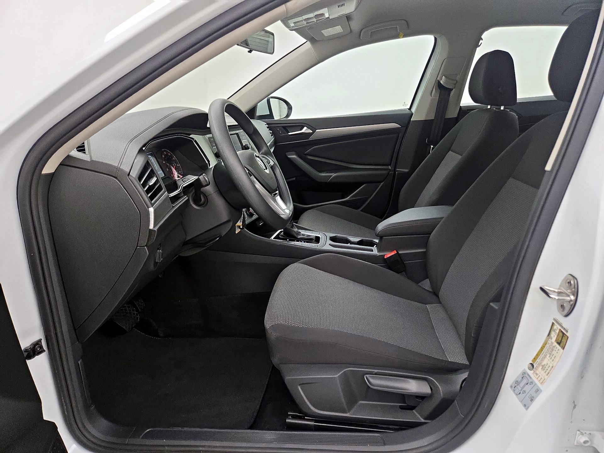 Thumbnail: 2020 Volkswagen Jetta - 11