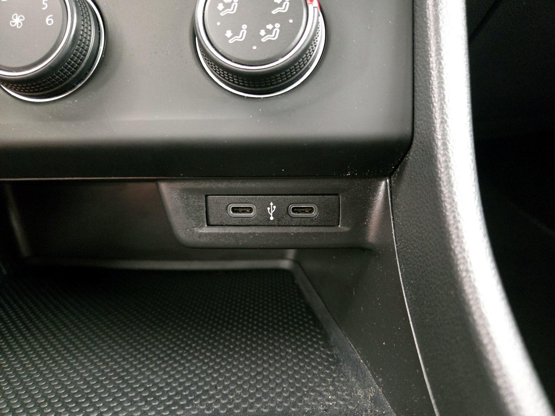 Thumbnail: 2020 Volkswagen Jetta - 18