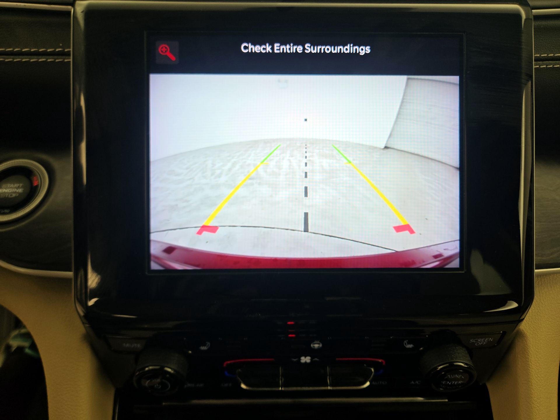 Thumbnail: 2022 Jeep Grand Cherokee - 14