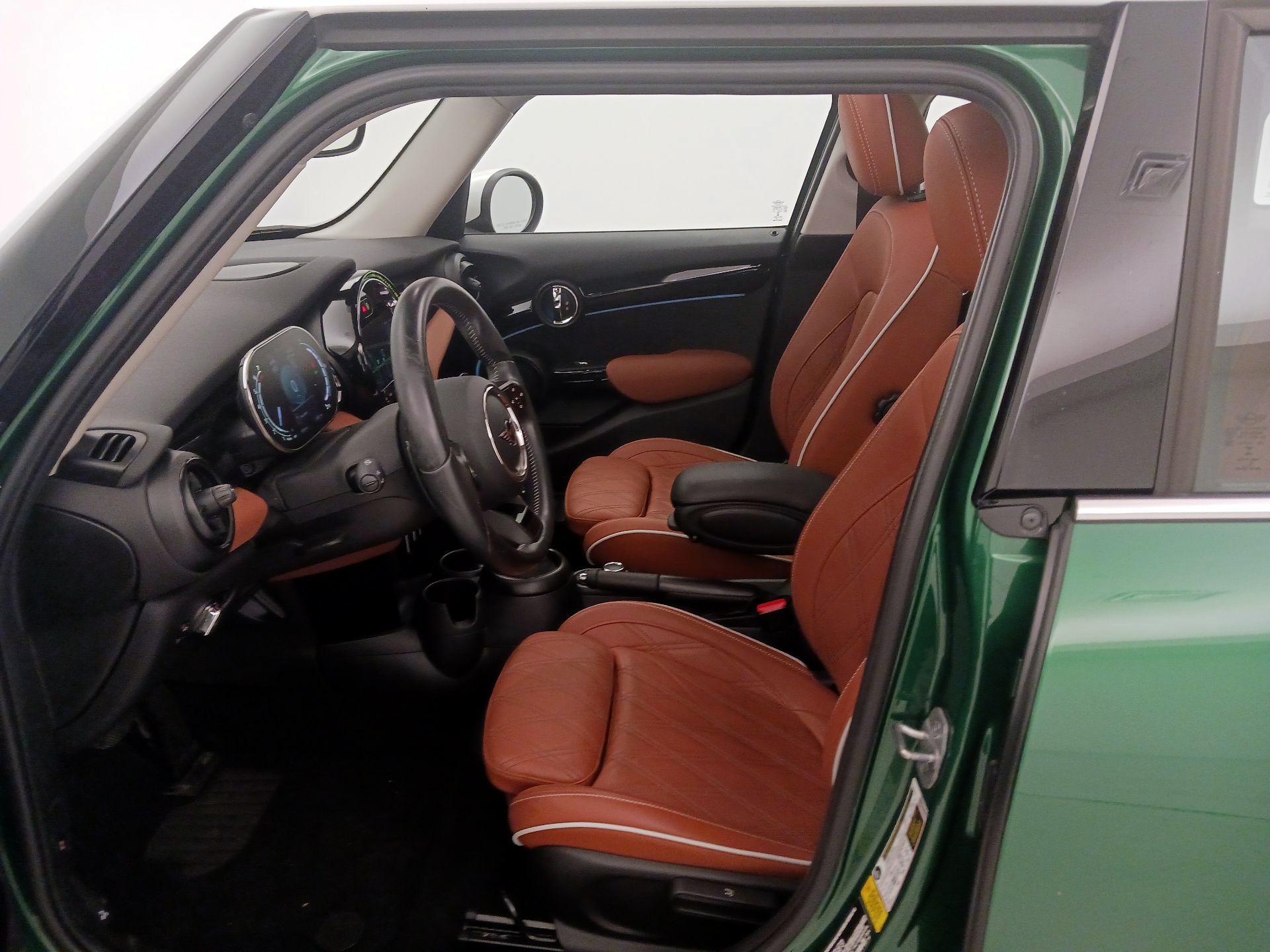 Thumbnail: 2023 MINI Cooper Hardtop - 11