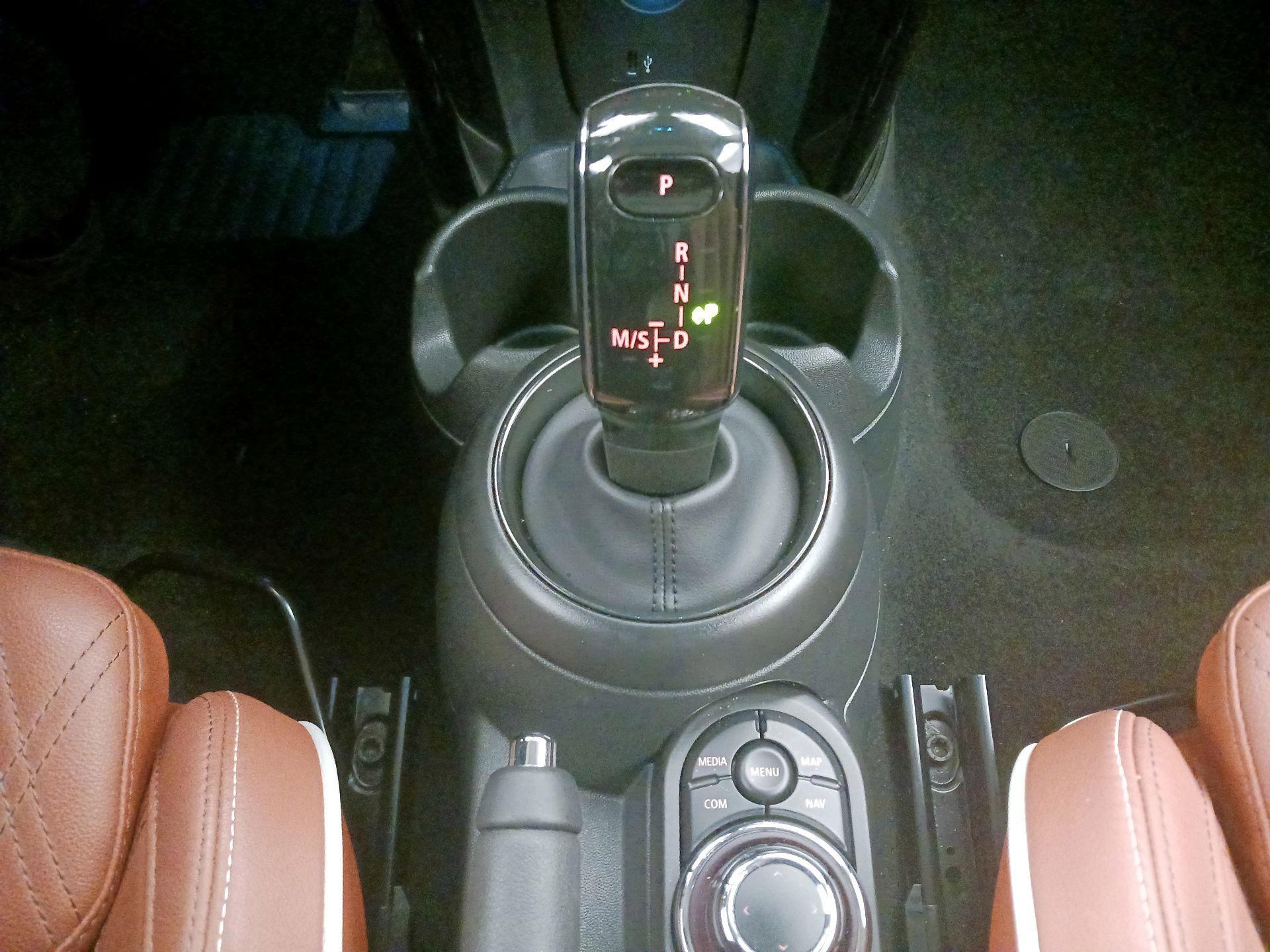 Thumbnail: 2023 MINI Cooper Hardtop - 18