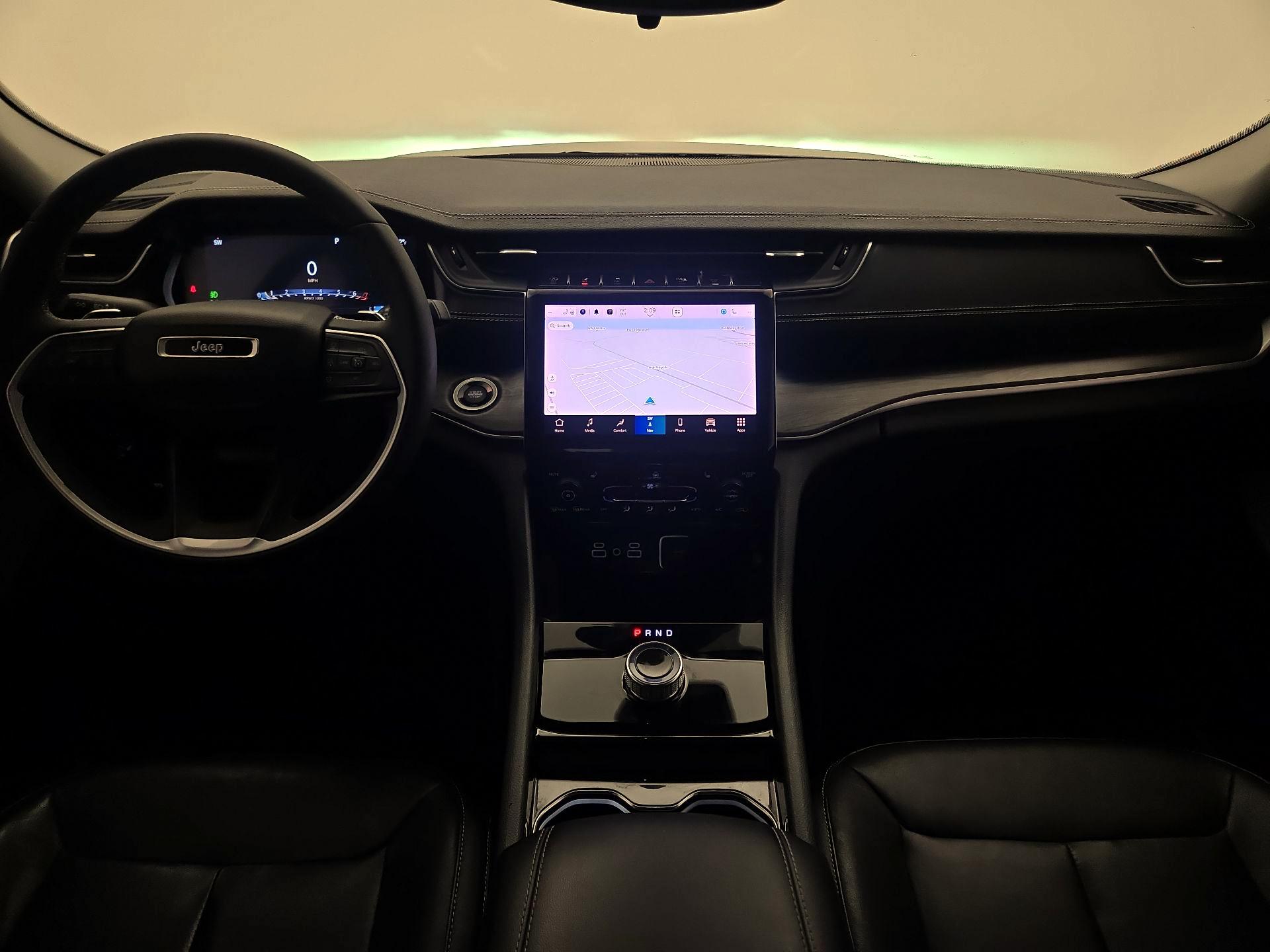 Thumbnail: 2023 Jeep Grand Cherokee - 9