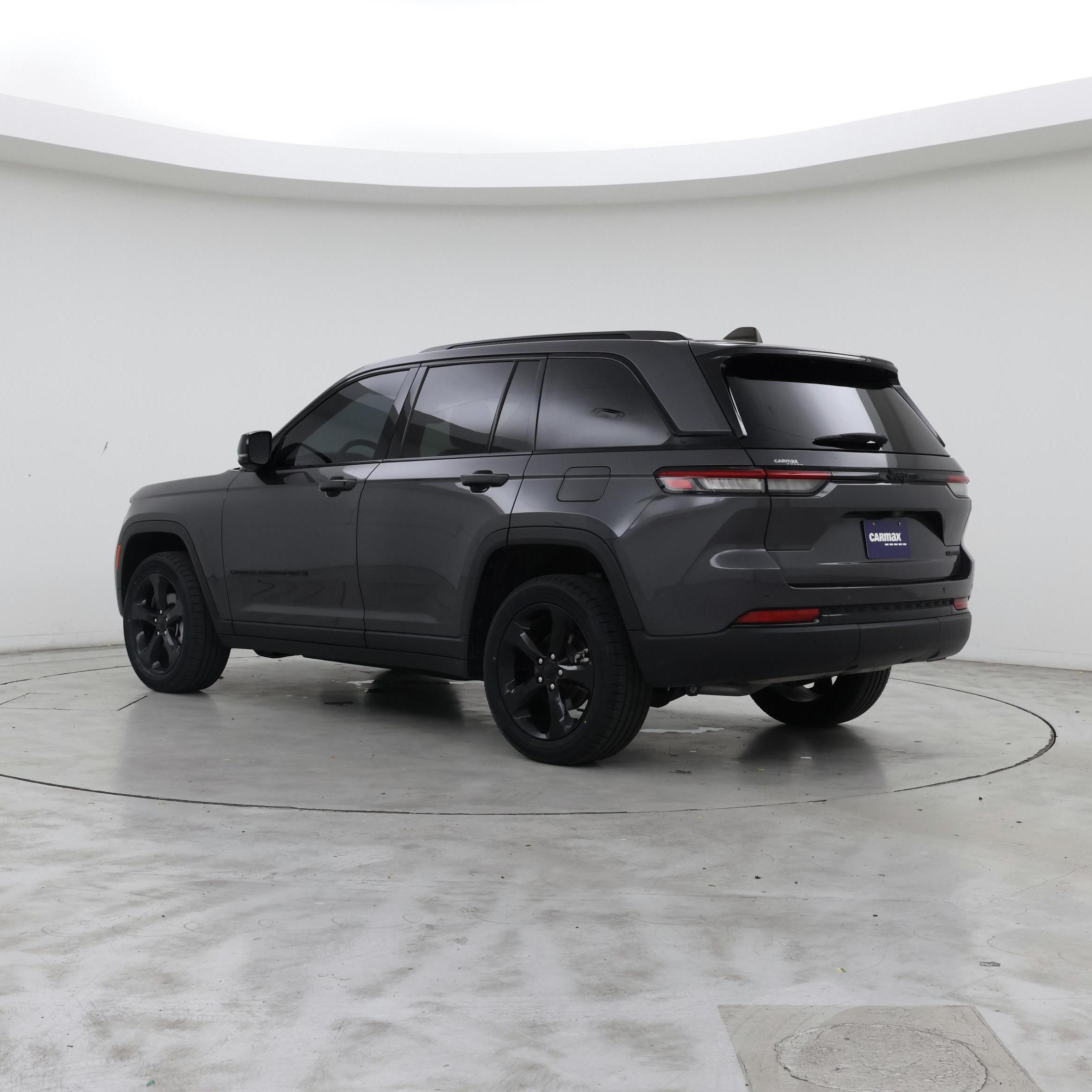 Thumbnail: 2023 Jeep Grand Cherokee - 2