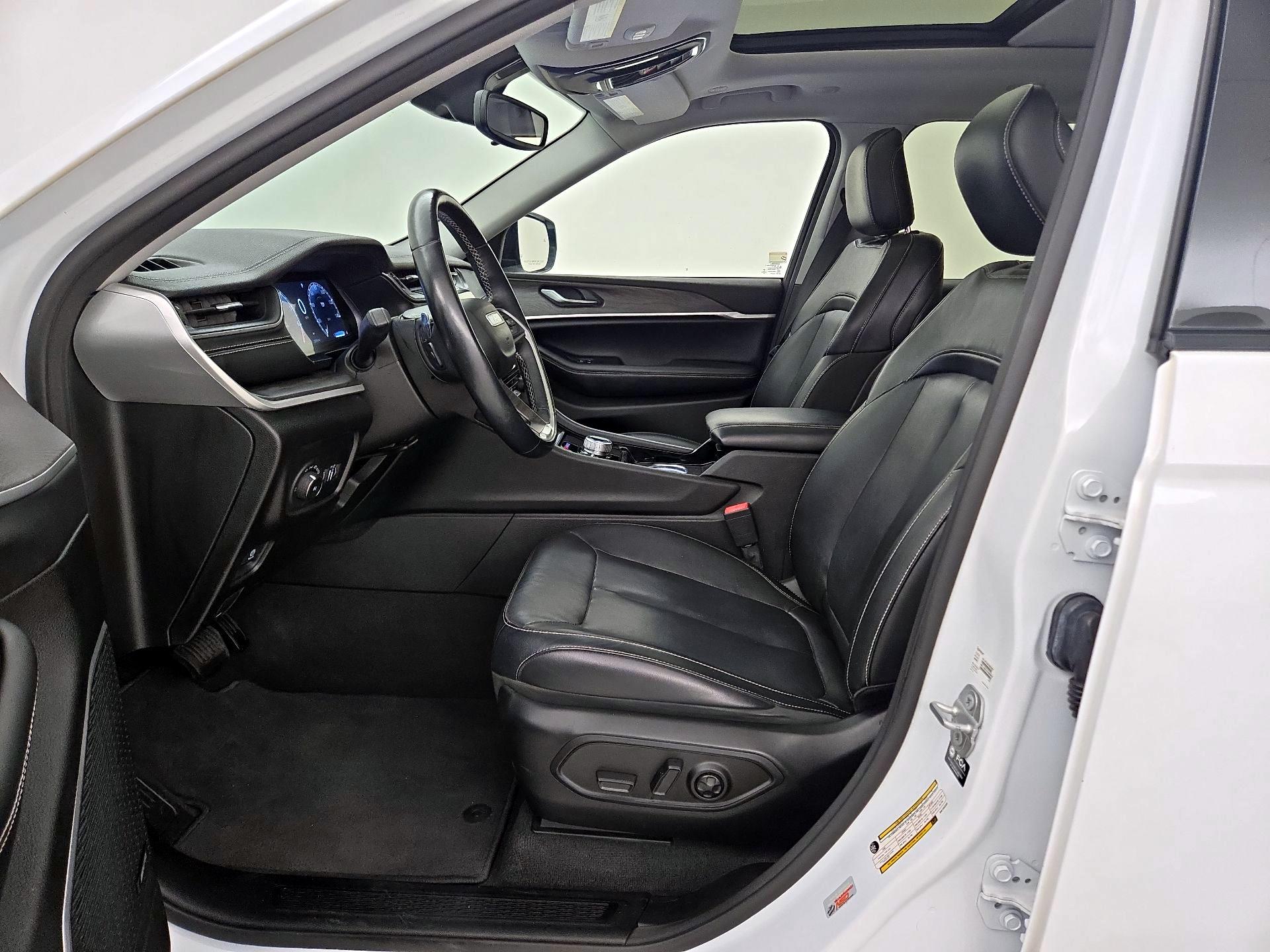 Thumbnail: 2021 Jeep Grand Cherokee L - 11