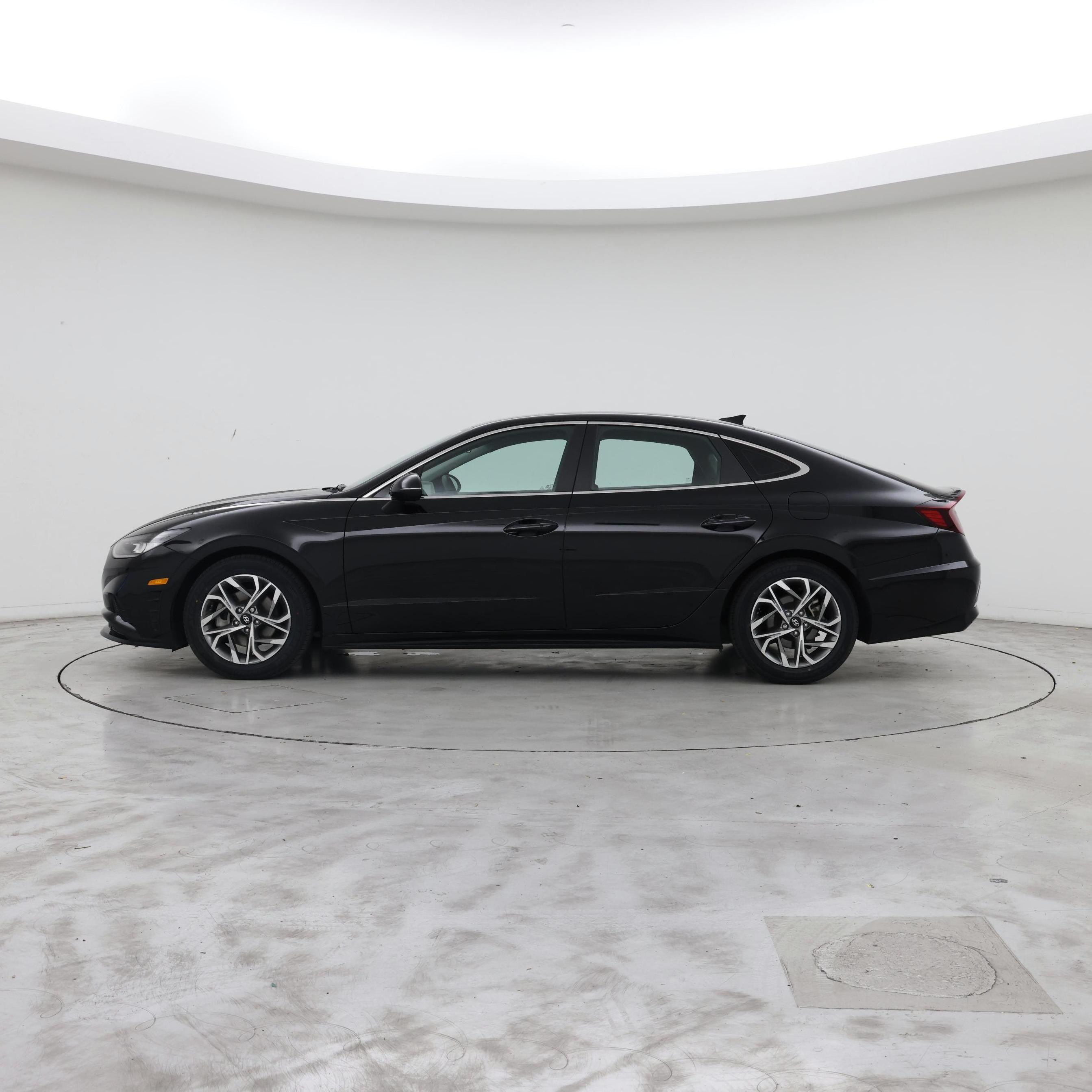 Thumbnail: 2022 Hyundai Sonata - 3