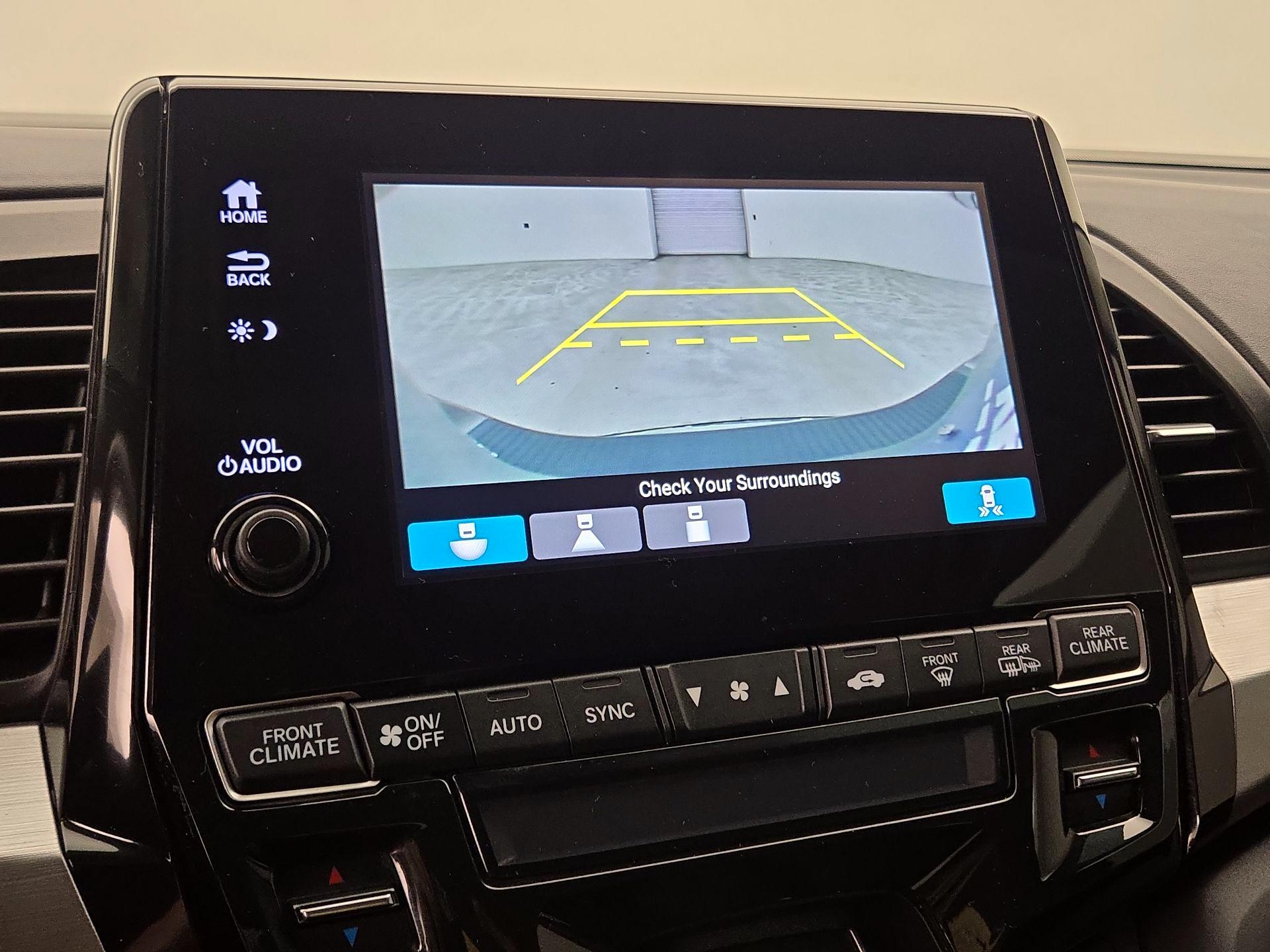 Thumbnail: 2021 Honda Odyssey - 14