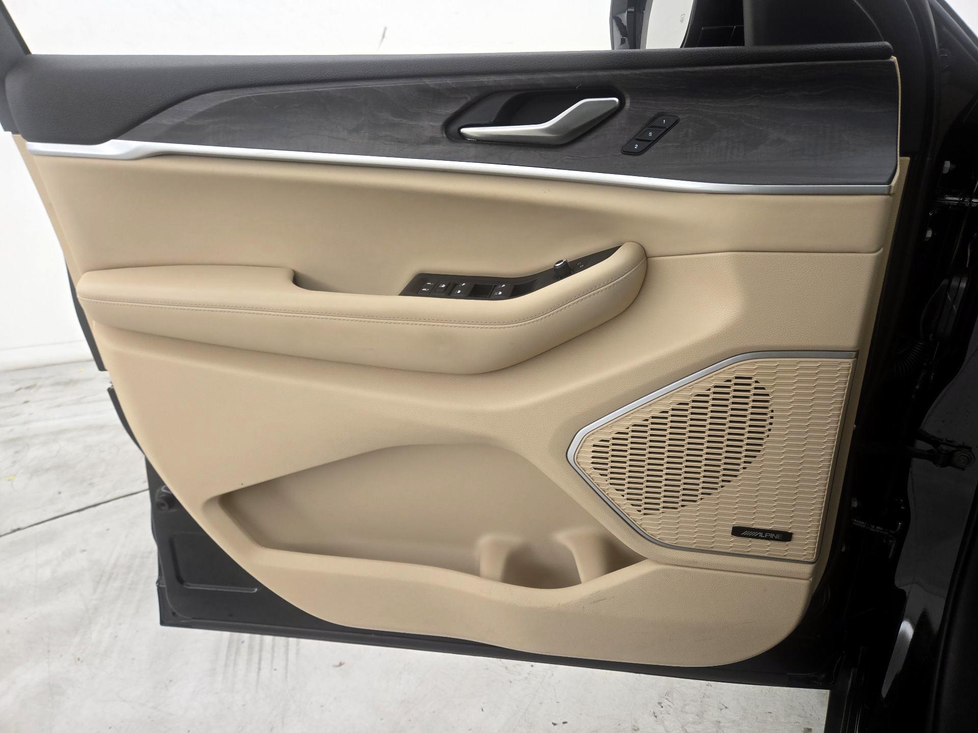 Thumbnail: 2022 Jeep Grand Cherokee L - 12