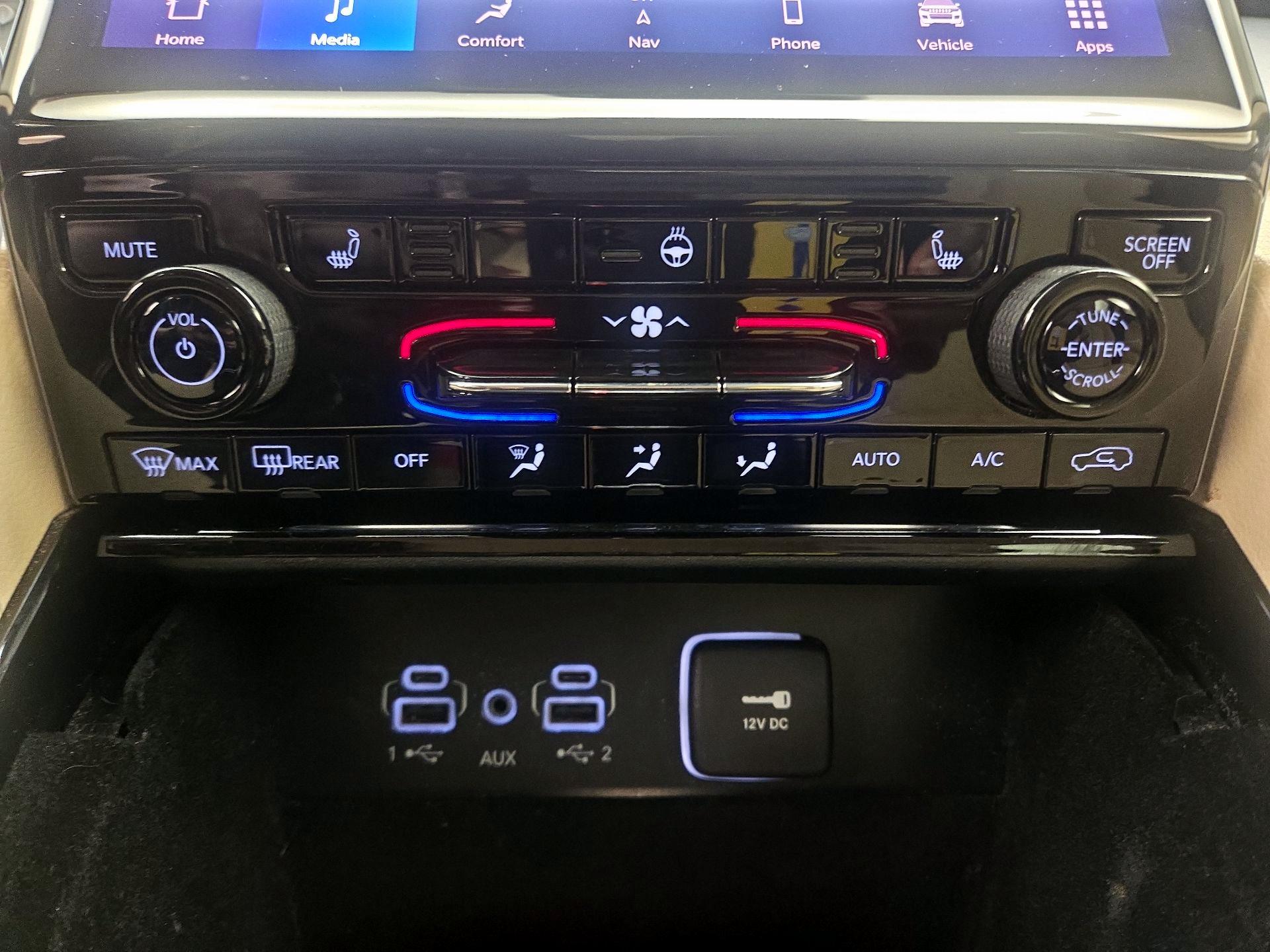 Thumbnail: 2022 Jeep Grand Cherokee L - 17