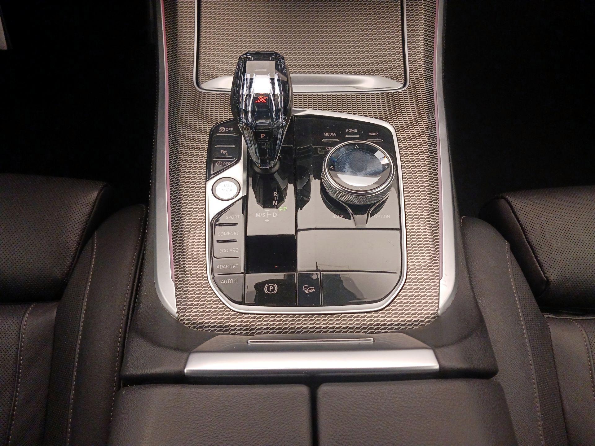 Thumbnail: 2021 BMW X5 - 18