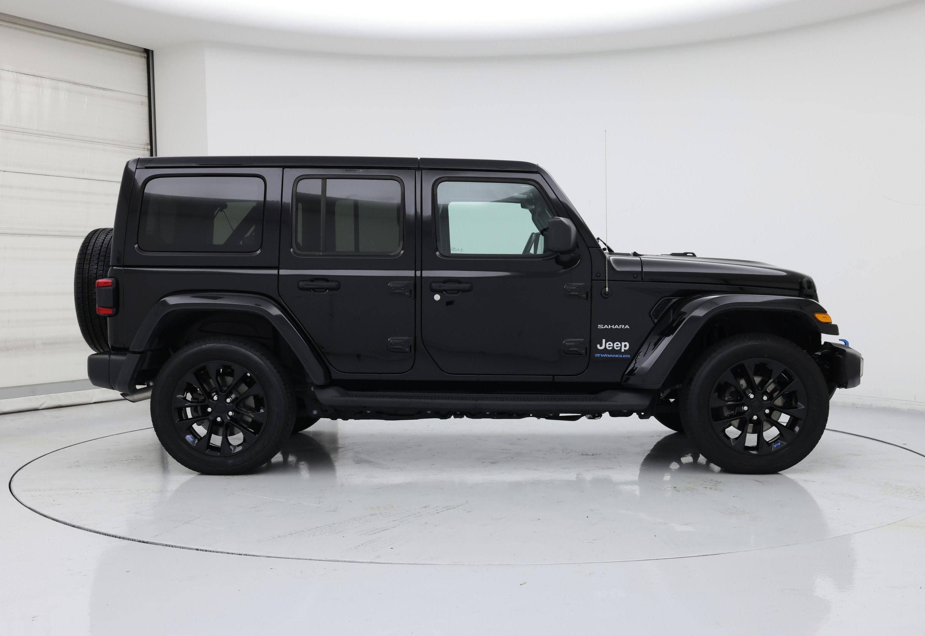 Thumbnail: 2023 Jeep Wrangler - 7