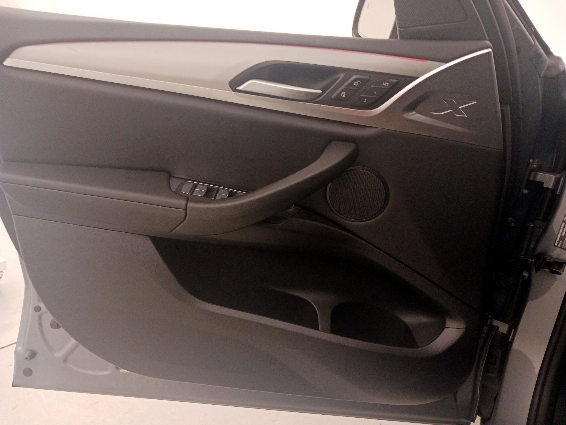 Thumbnail: 2024 BMW X3 - 12