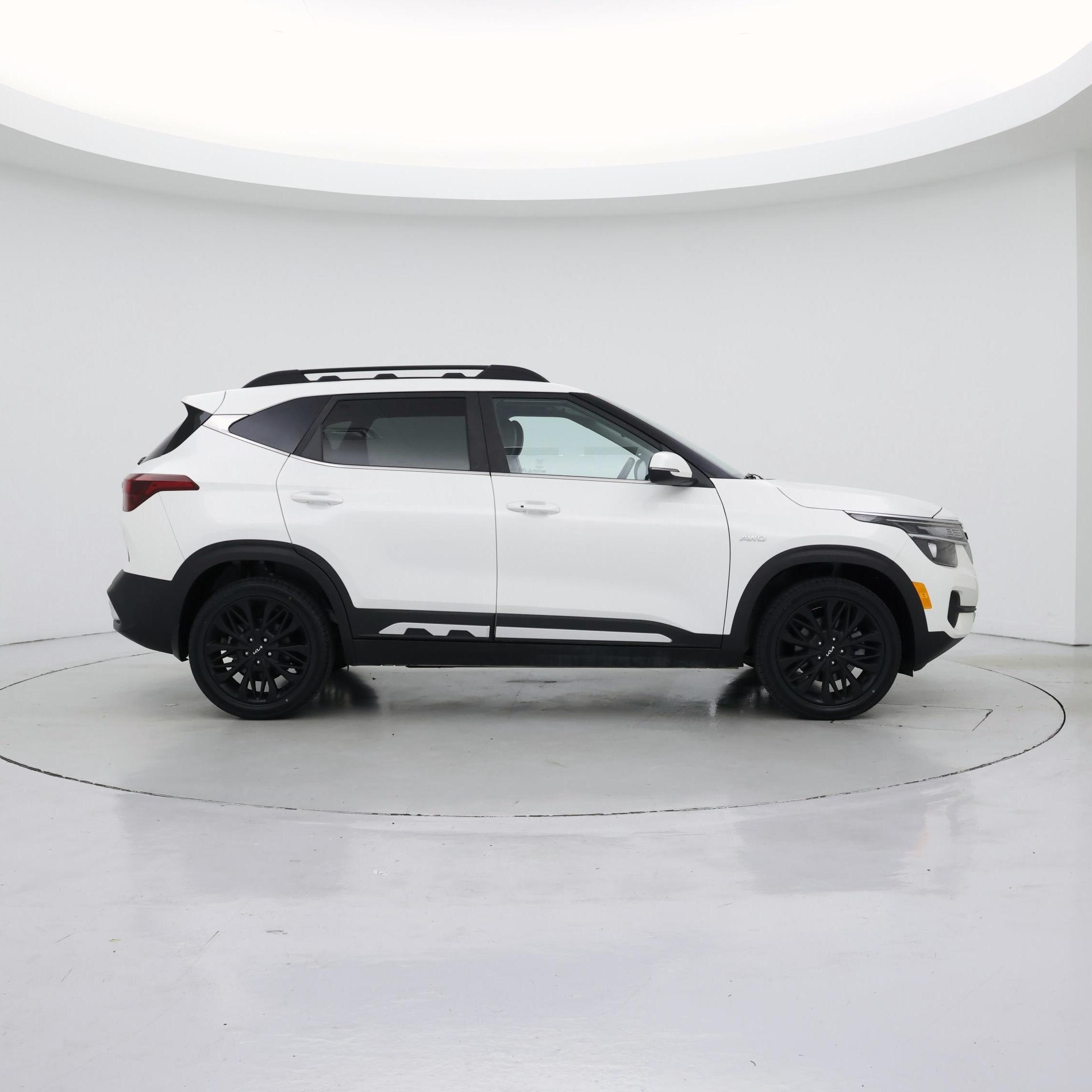 Thumbnail: 2022 Kia Seltos - 7