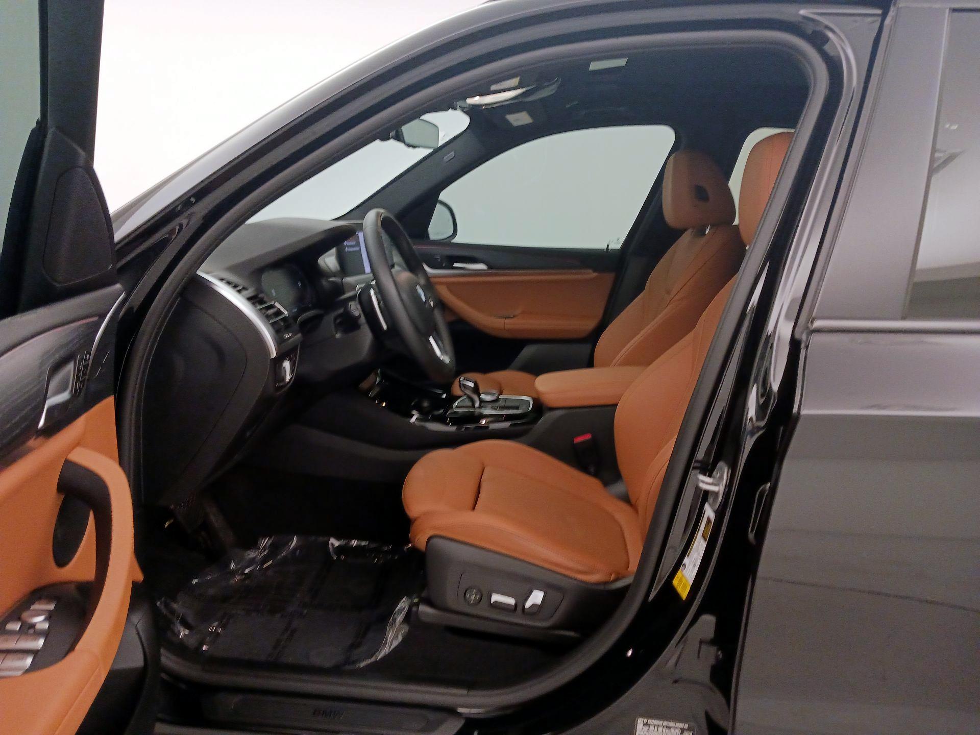 Thumbnail: 2022 BMW X3 - 11