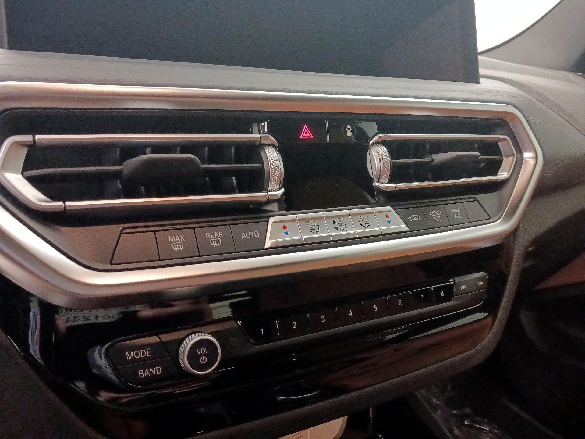 Thumbnail: 2022 BMW X3 - 17