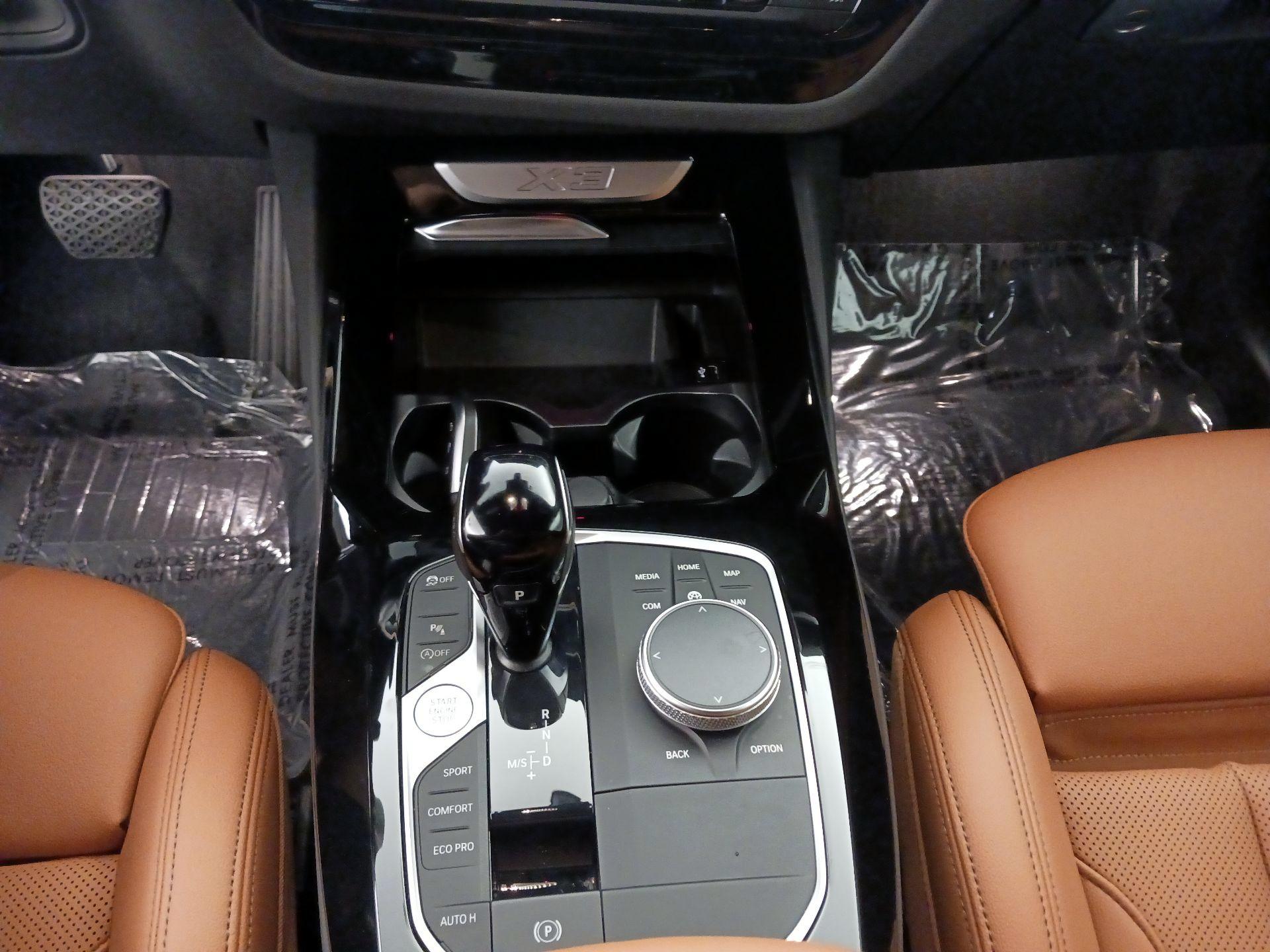 Thumbnail: 2022 BMW X3 - 18