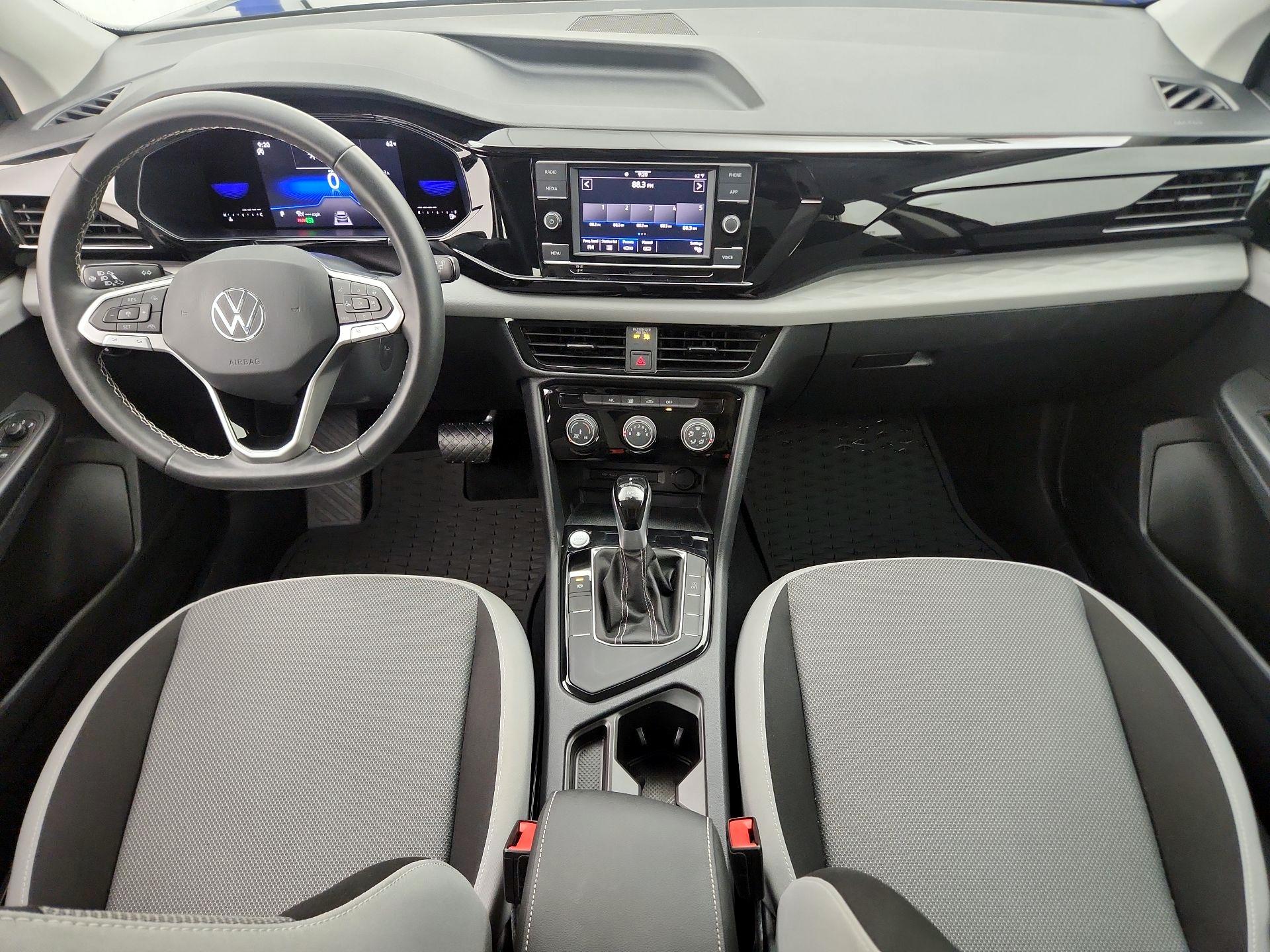 Thumbnail: 2023 Volkswagen Taos - 9