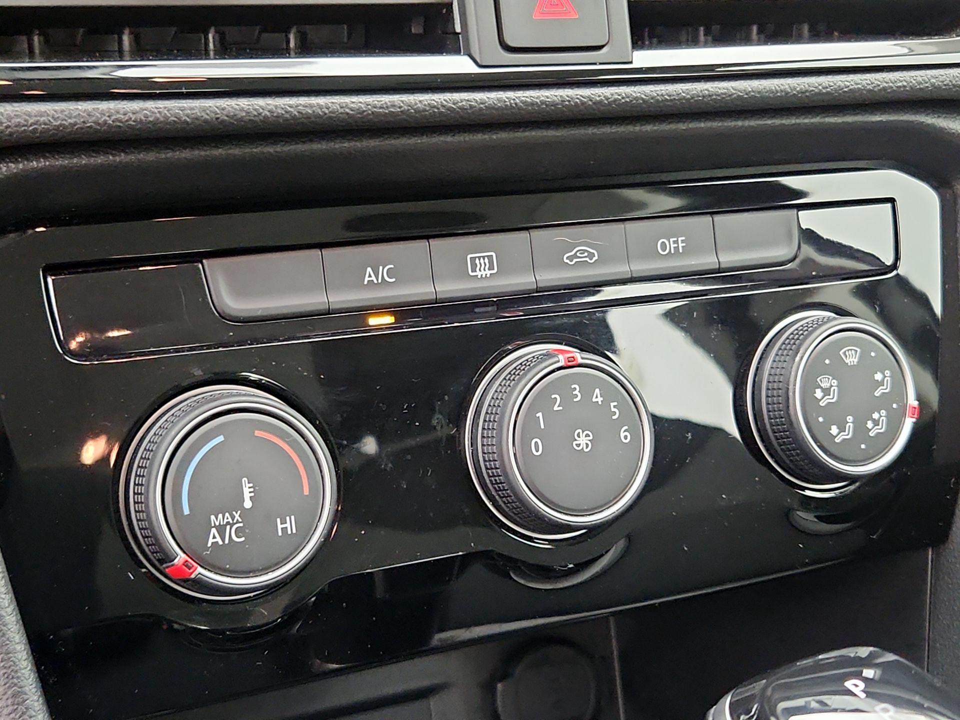 Thumbnail: 2023 Volkswagen Taos - 16