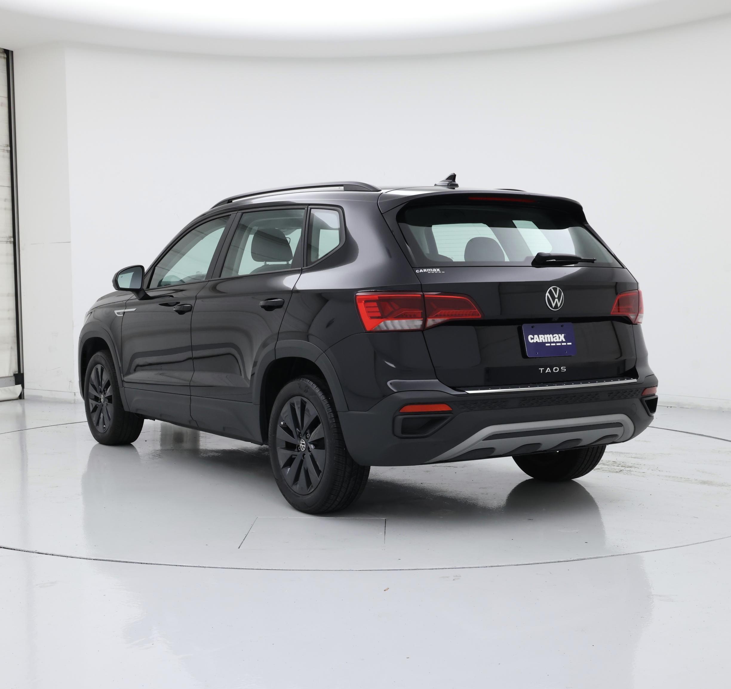 Thumbnail: 2023 Volkswagen Taos - 2