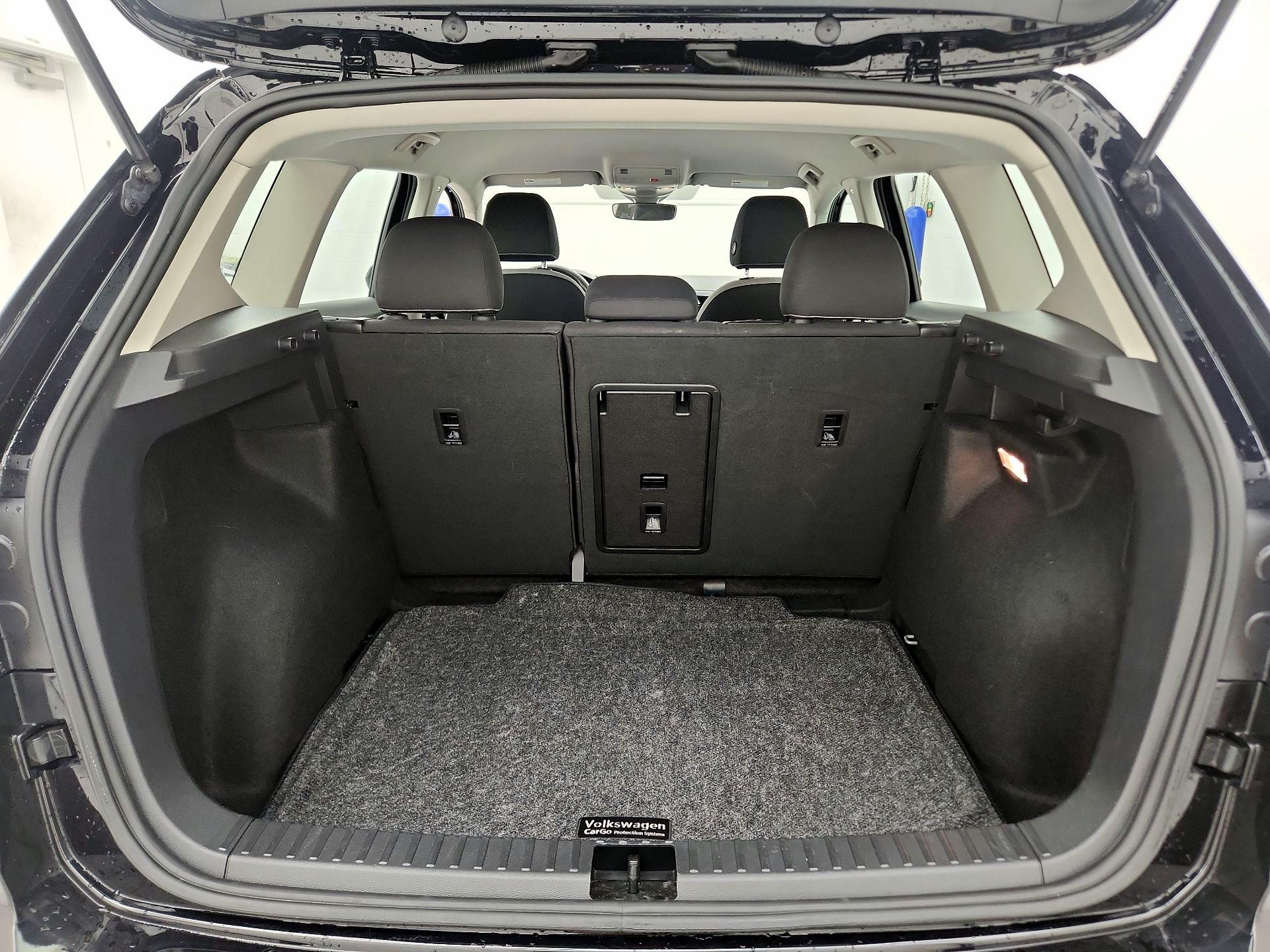 Thumbnail: 2023 Volkswagen Taos - 20