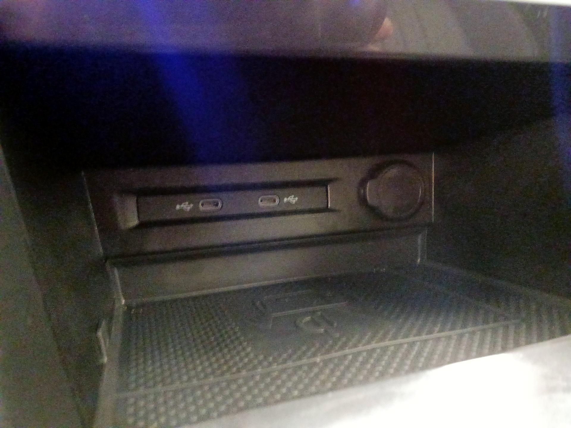 Thumbnail: 2022 Volkswagen Tiguan - 18