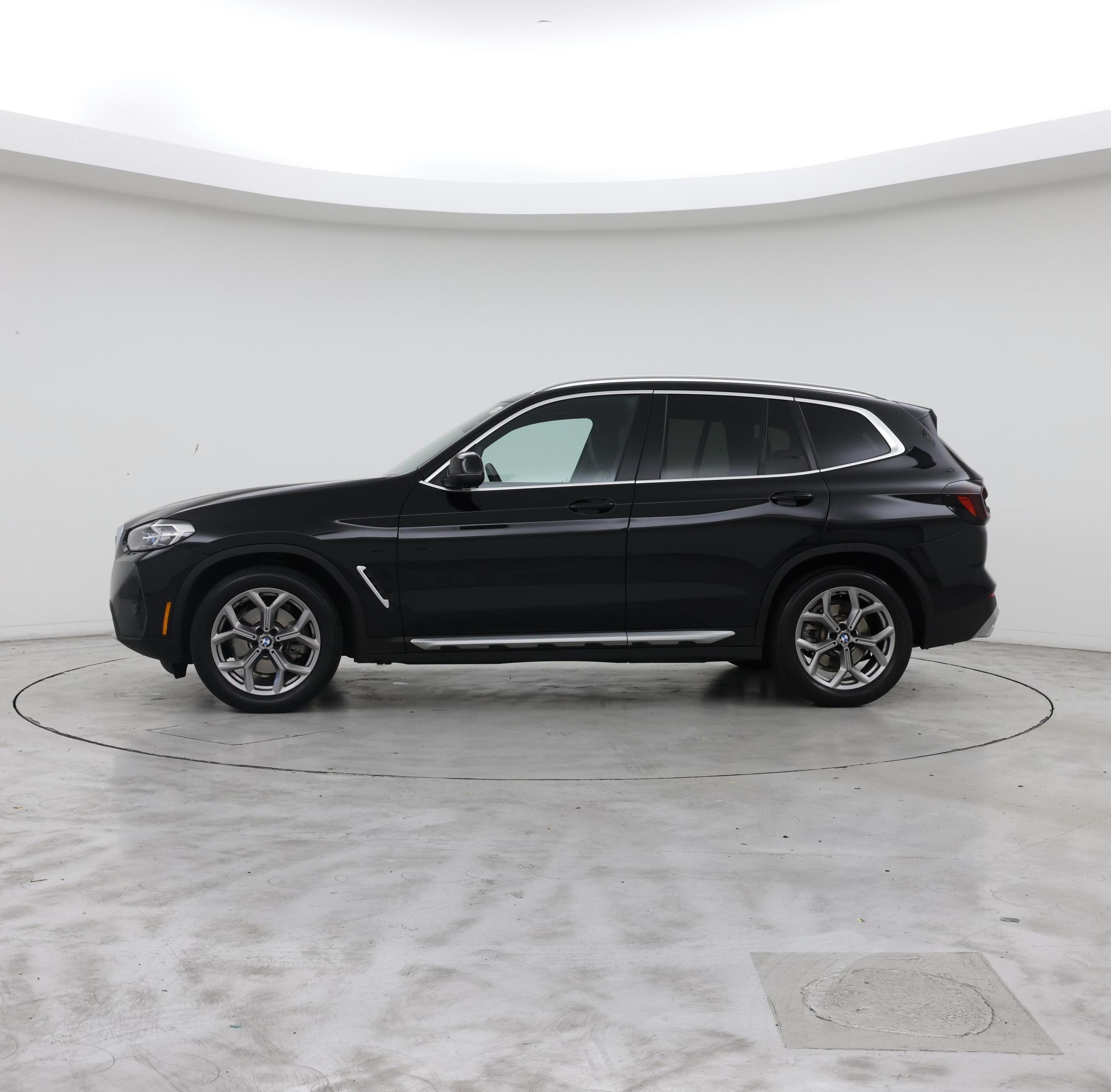 Thumbnail: 2022 BMW X3 - 3