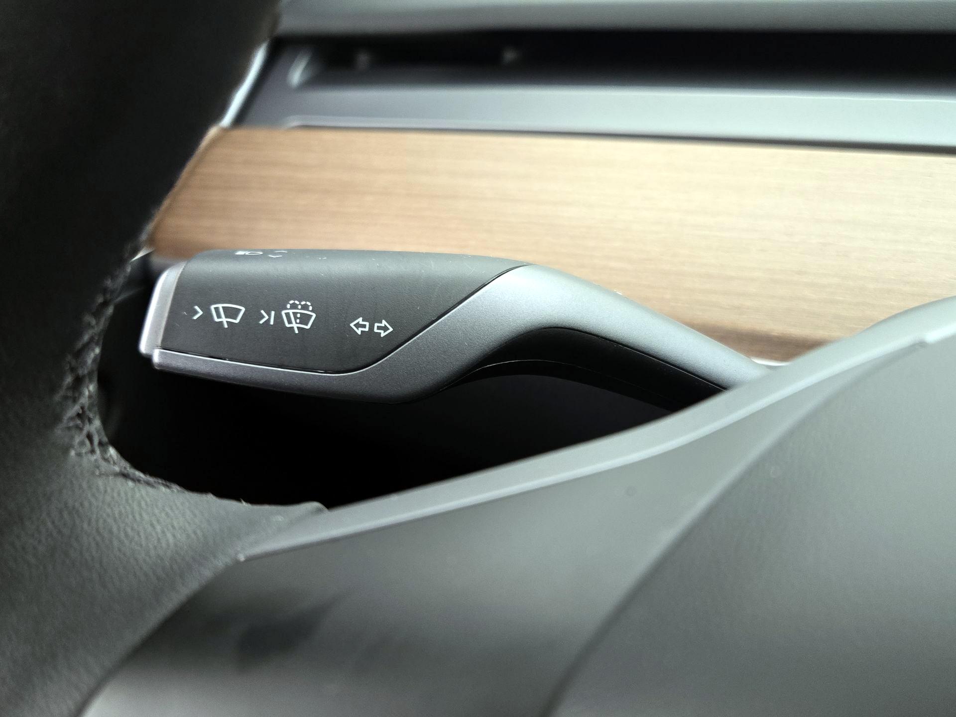 Thumbnail: 2023 Tesla Model 3 - 13