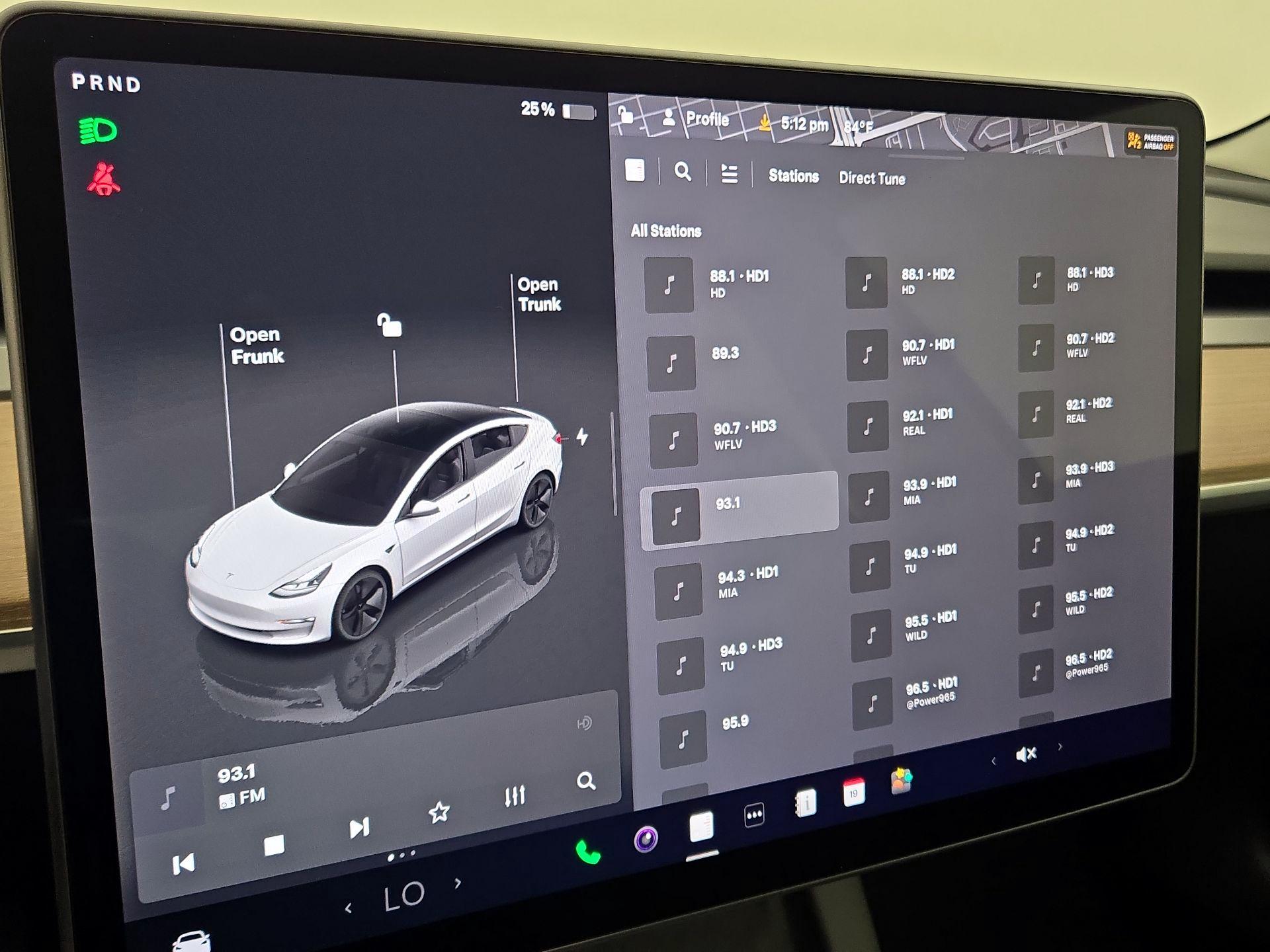 Thumbnail: 2023 Tesla Model 3 - 16