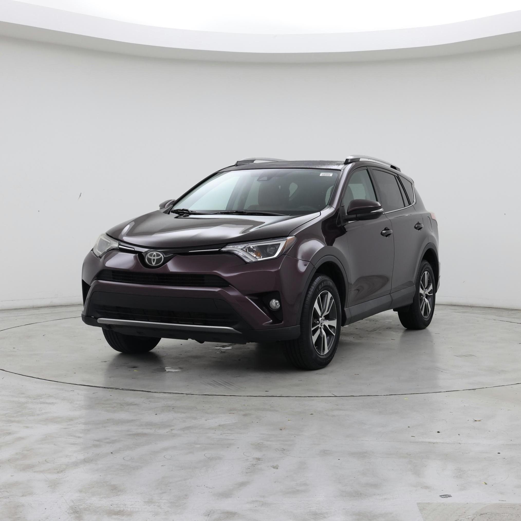 Thumbnail: 2017 Toyota RAV4 - 4