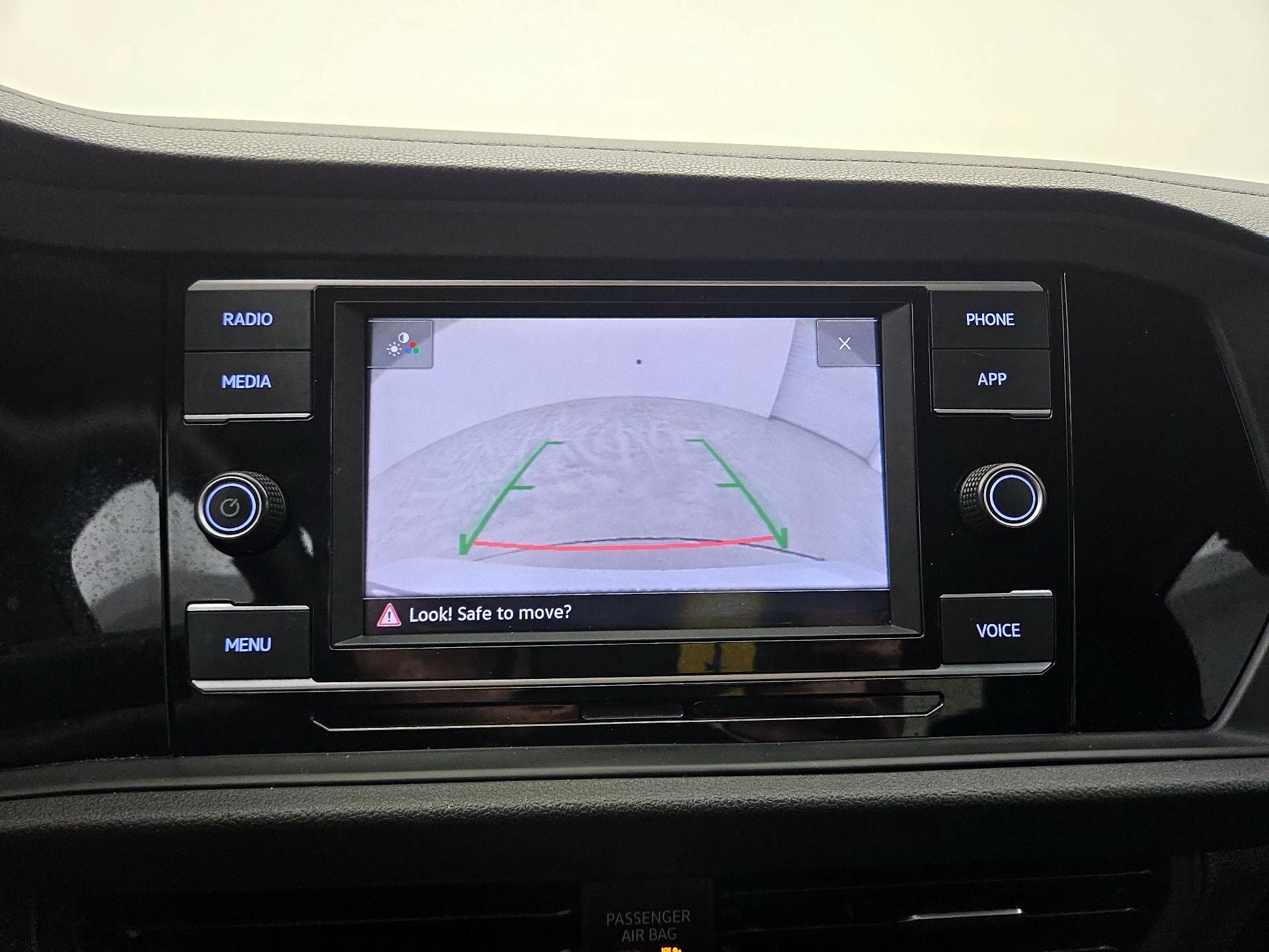 Thumbnail: 2021 Volkswagen Jetta - 14