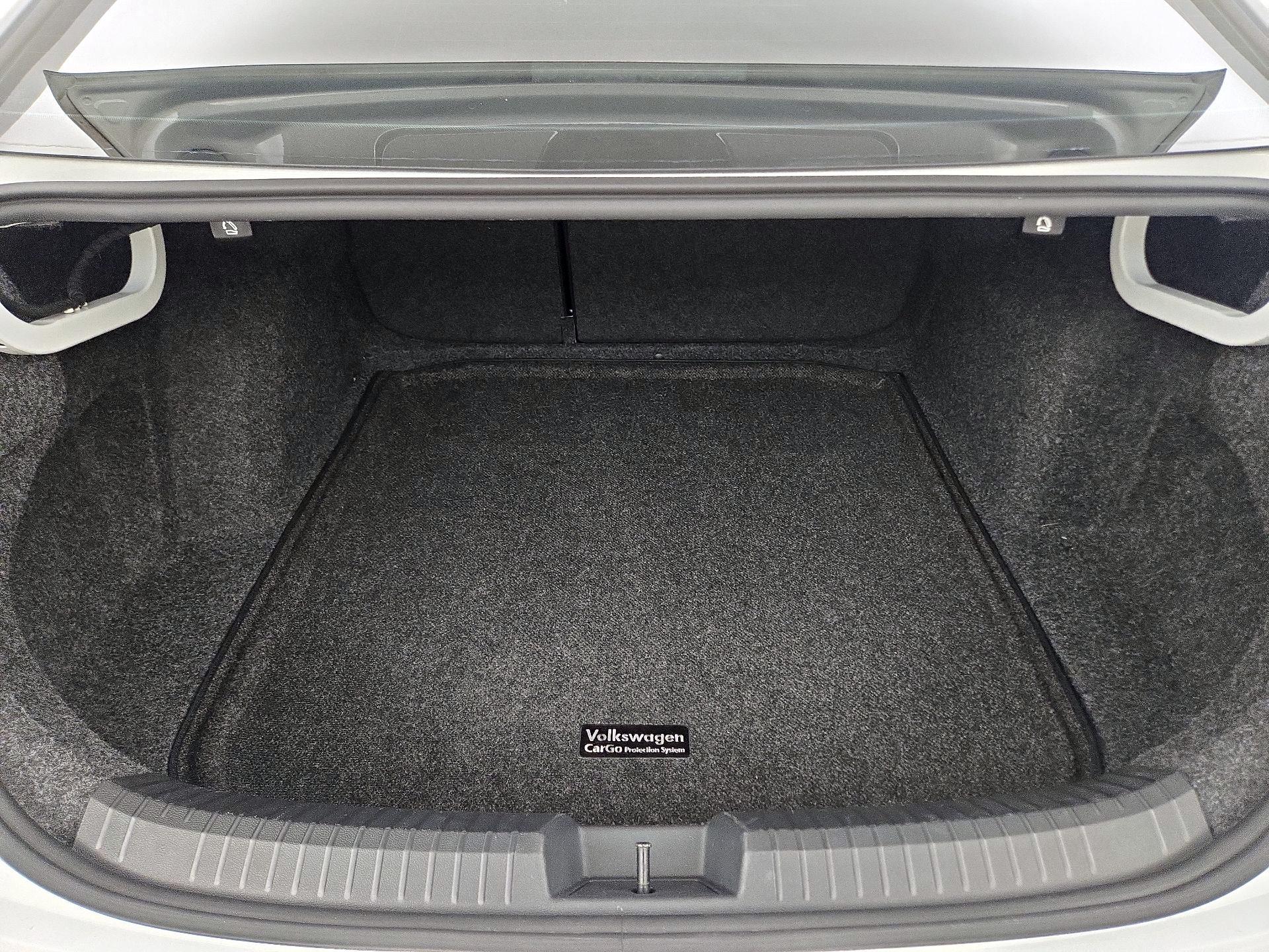 Thumbnail: 2021 Volkswagen Jetta - 20