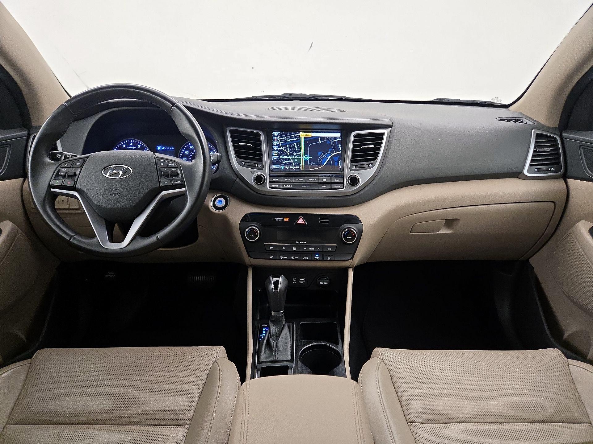 Thumbnail: 2017 Hyundai Tucson - 9